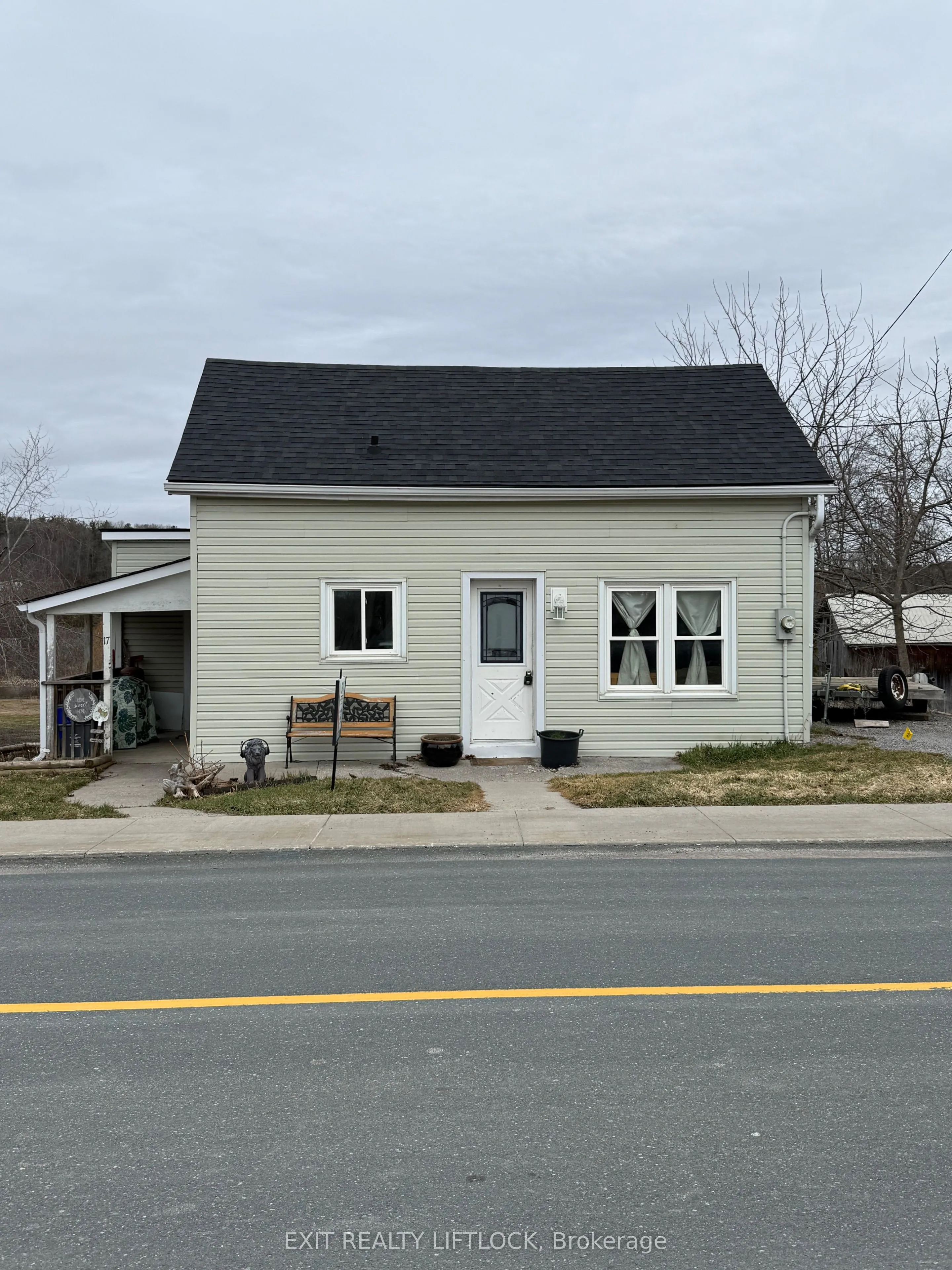 Detached Home For Sale | X12865632