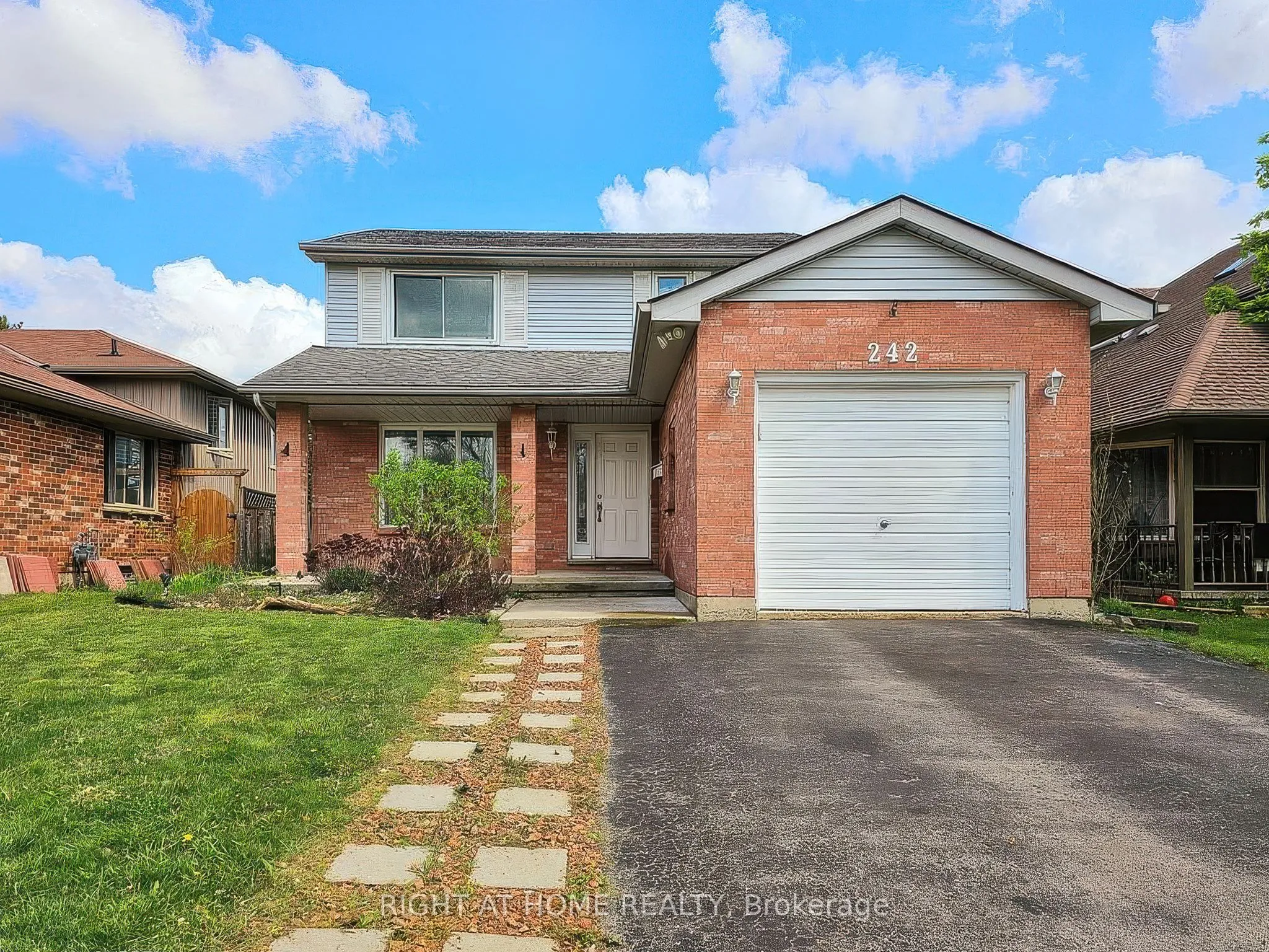Detached Home For Sale | X12872946