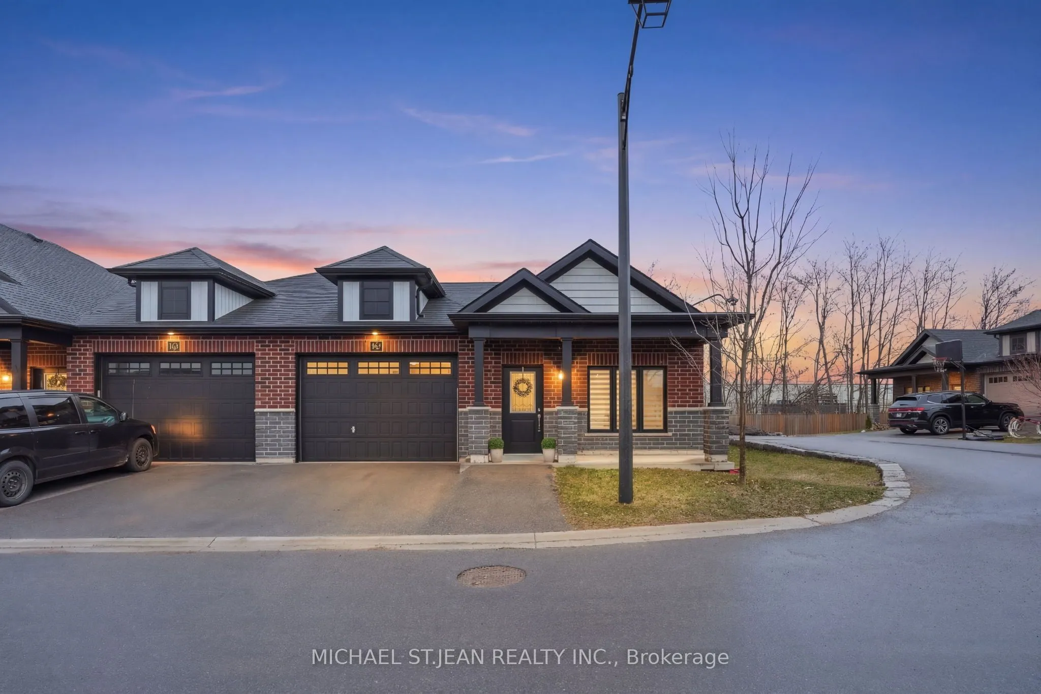 Detached Home For Sale | X12872964