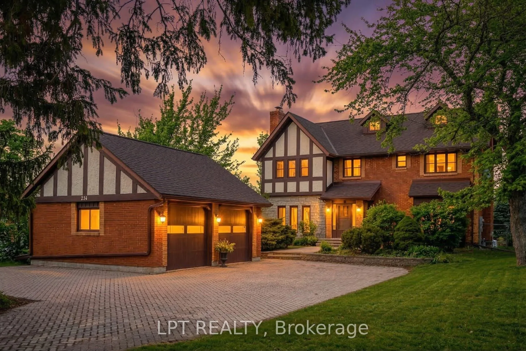 Detached Home For Sale | X12877456