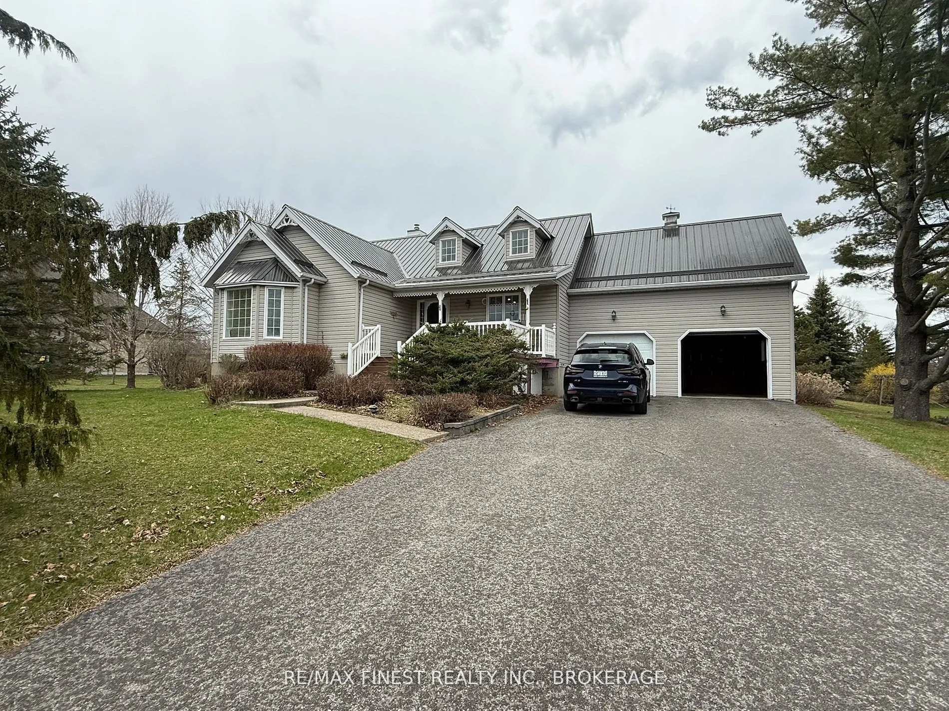 Detached Home For Sale | X12880646