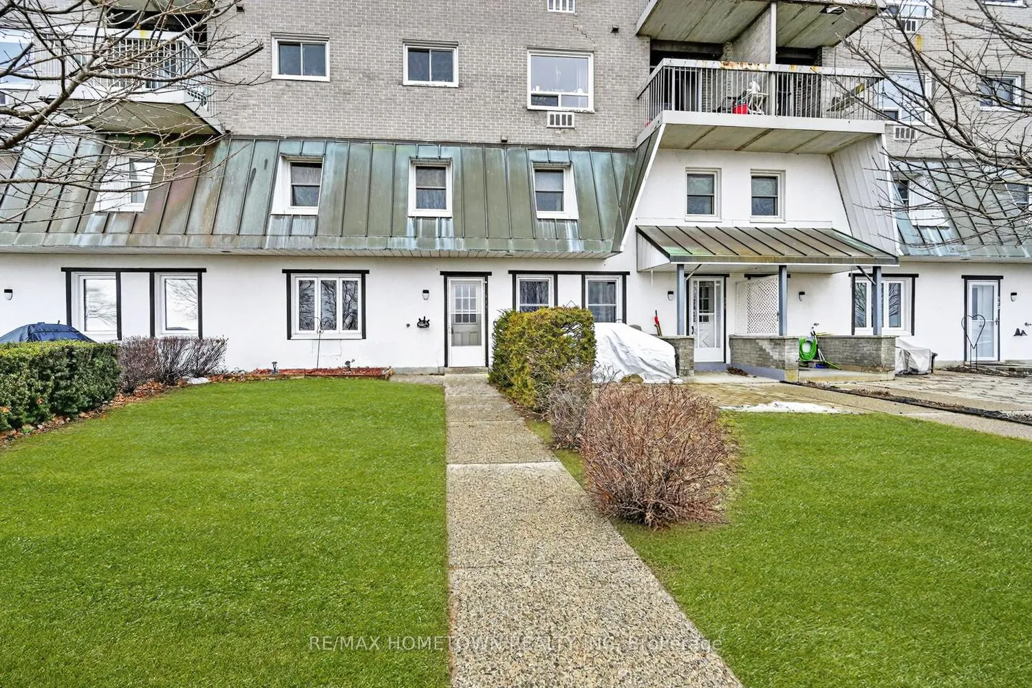 Property For Sale | X12886944