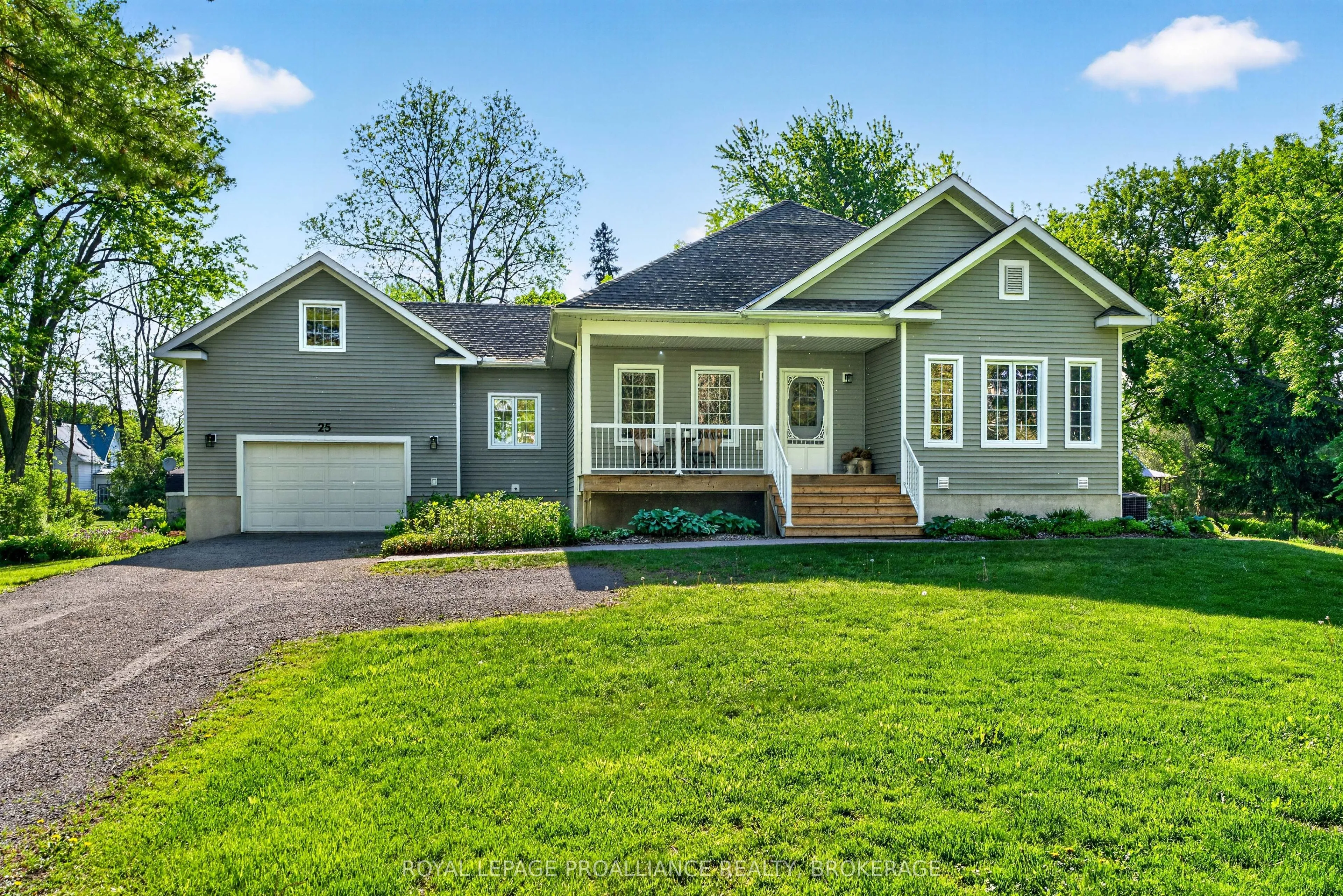 Detached Home For Sale | X12892940