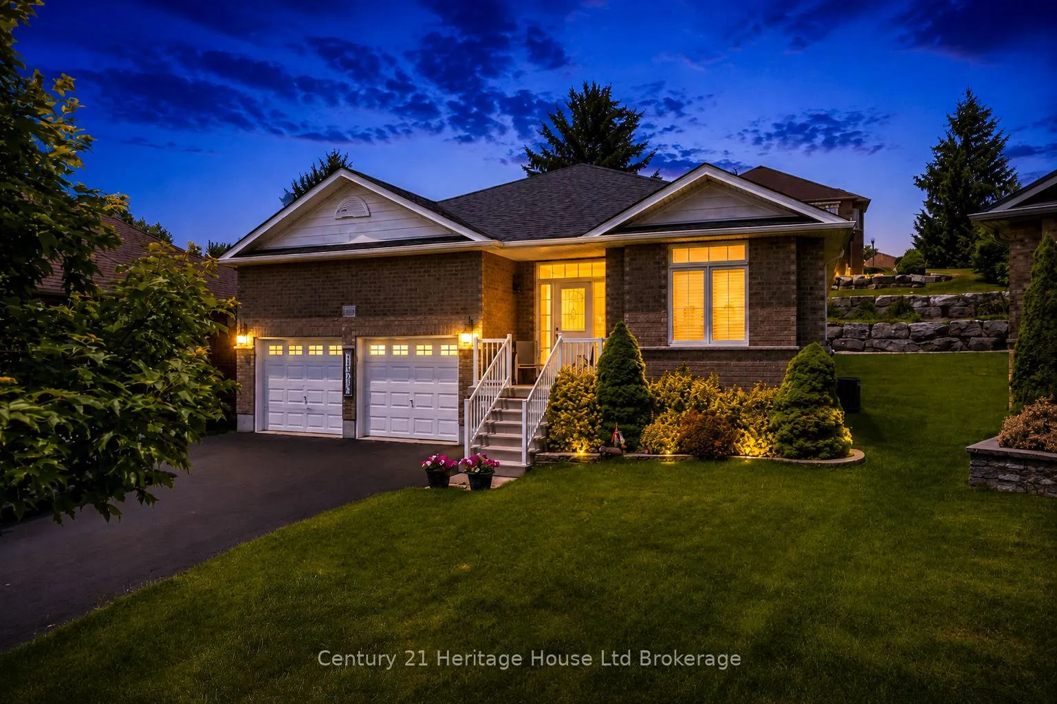 Detached Home For Sale | X12896560