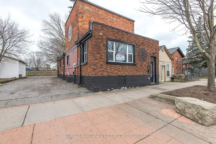 120 Main St W
