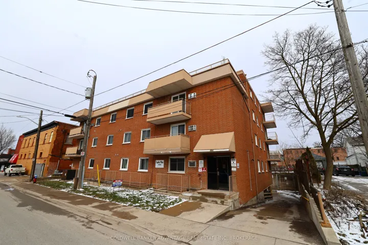 4692  CRYSLER  Avenue, Niagara Falls, ON L2E 3V8