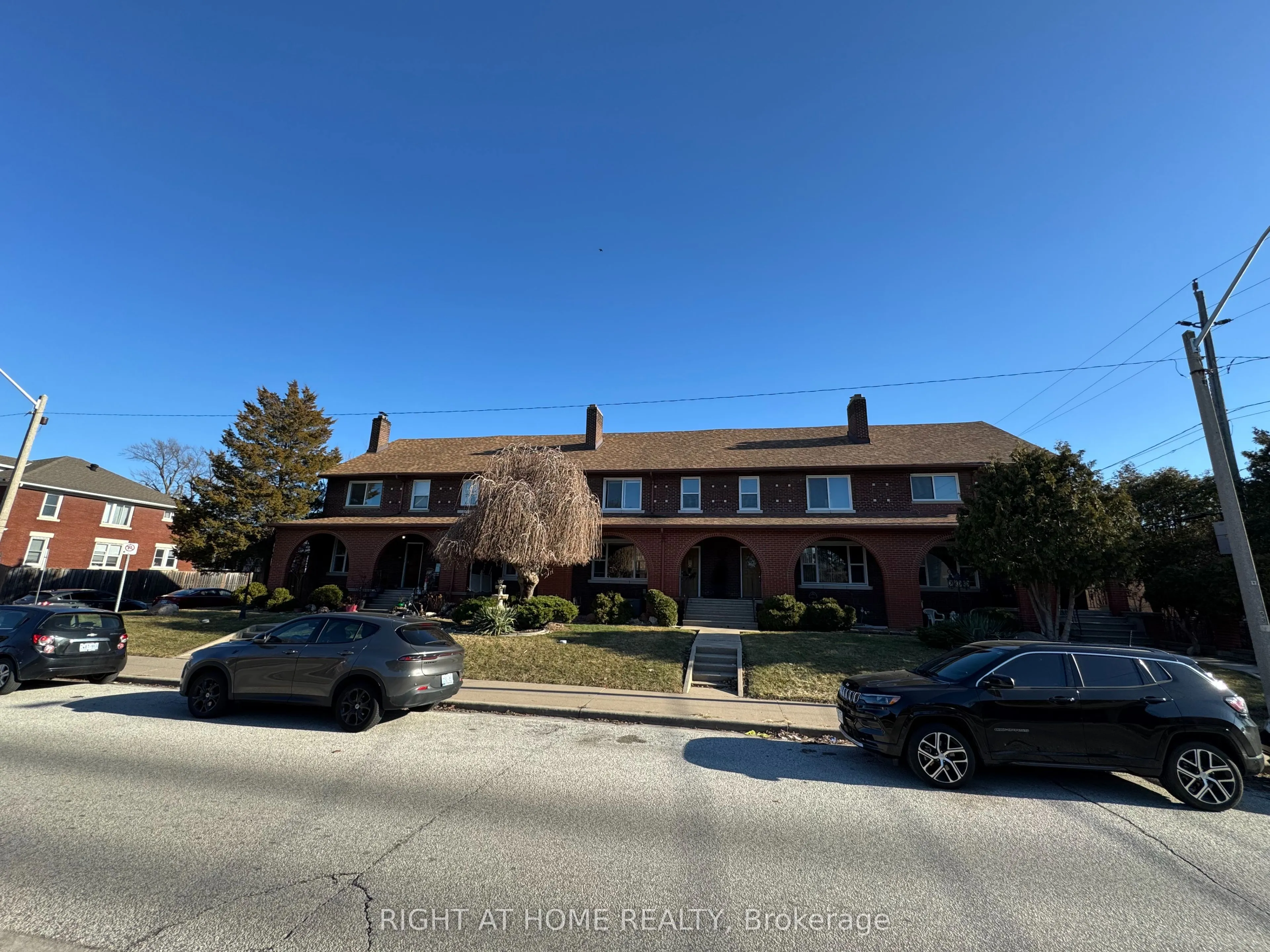 Multiplex For Sale | X12909558