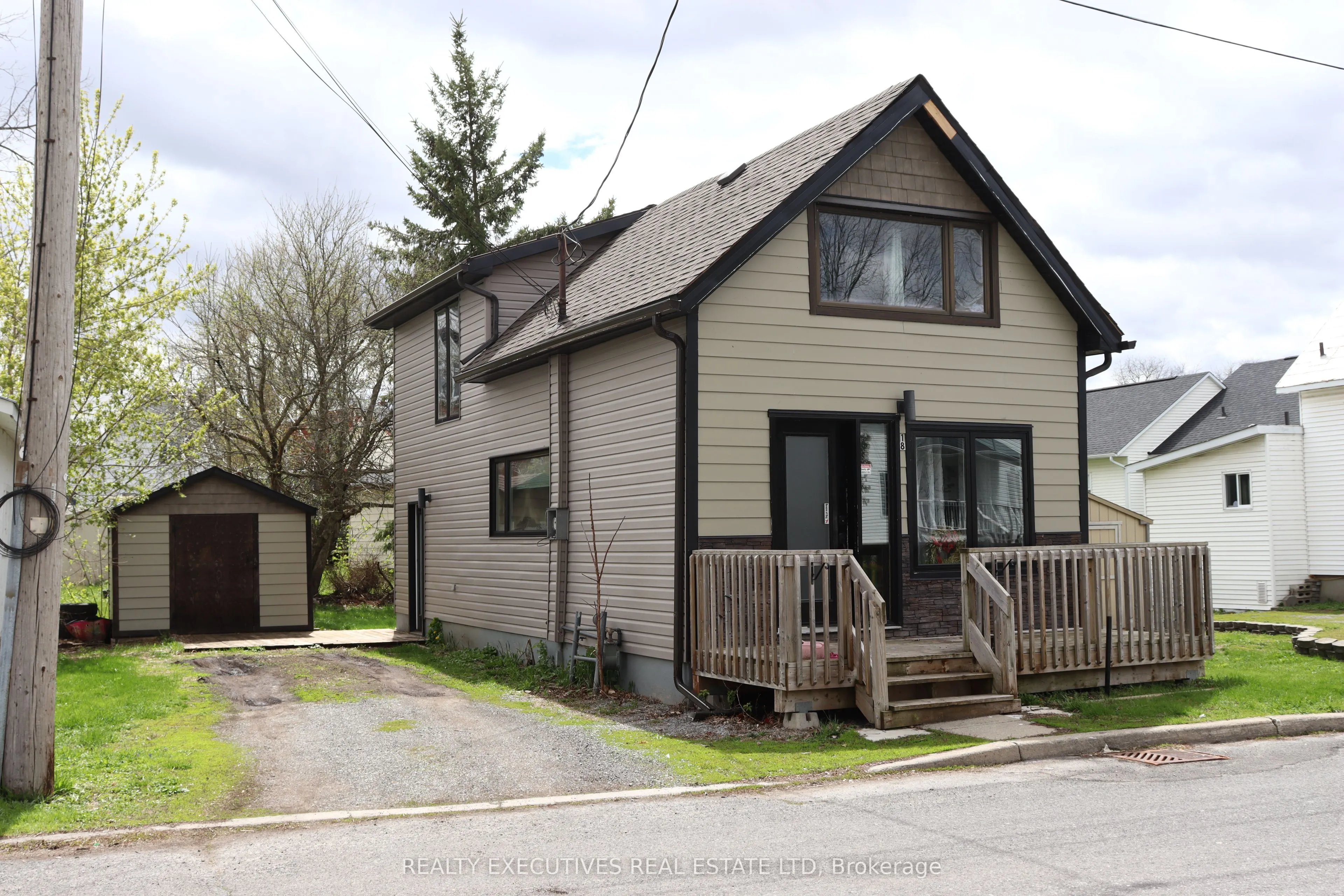 Detached Home For Sale | X12913928