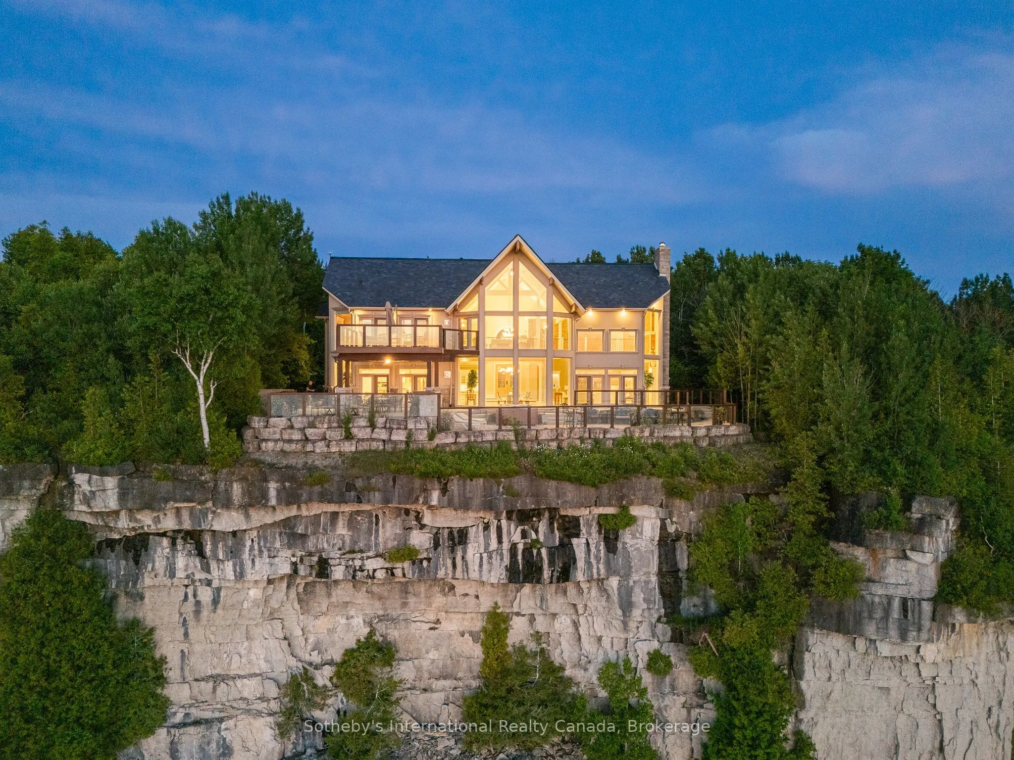 Detached Home For Sale | X12916868