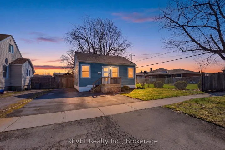 77  Ellen  Street, Fort Erie, ON L2A 4C9
