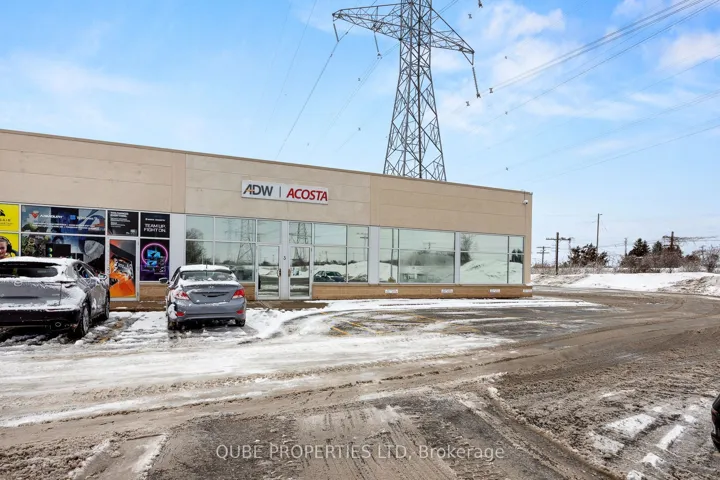 3 Roydon Place Unit 103, Country Place – Pineglen – Crestview And Area, ON K2E 1A3