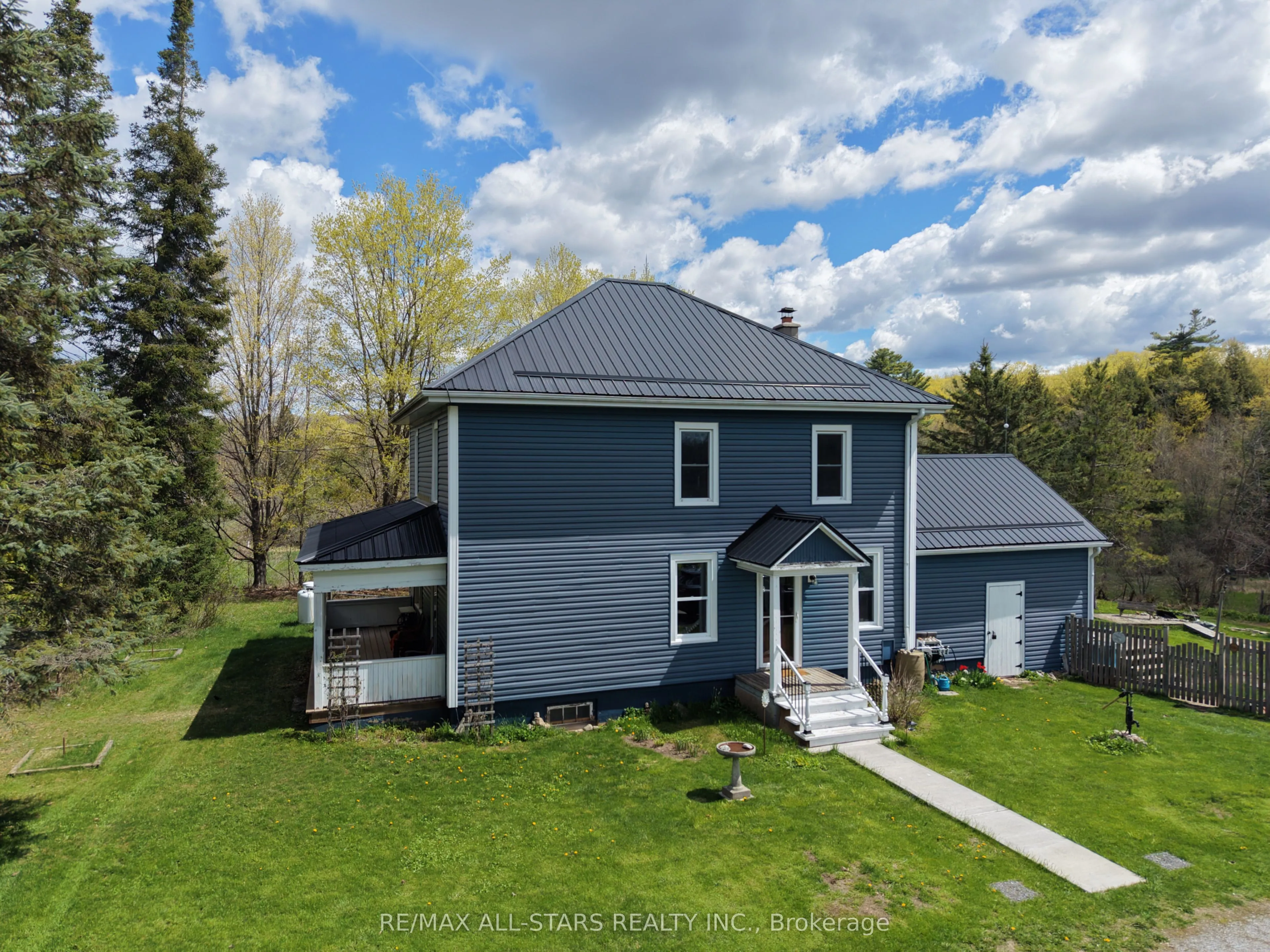 Detached Home For Sale | X12923622