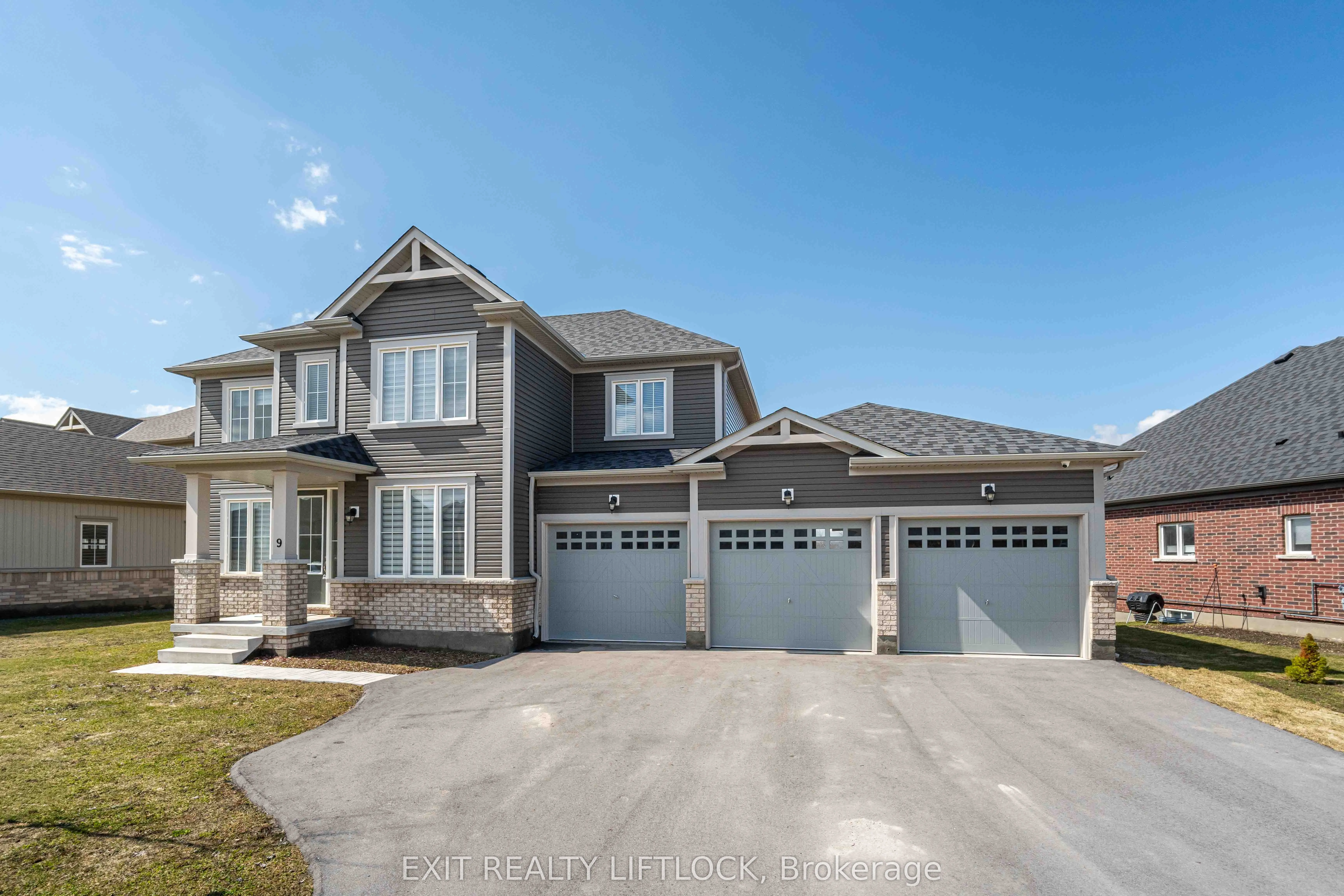 Detached Home For Sale | X12925120