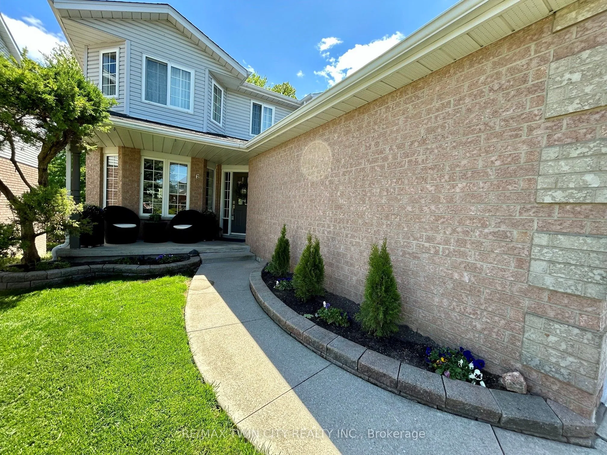 Detached Home For Sale | X12925380