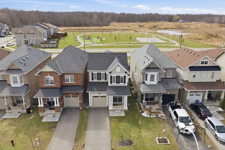 7839  Dockweed  Drive, Niagara Falls, ON L2H 3R9