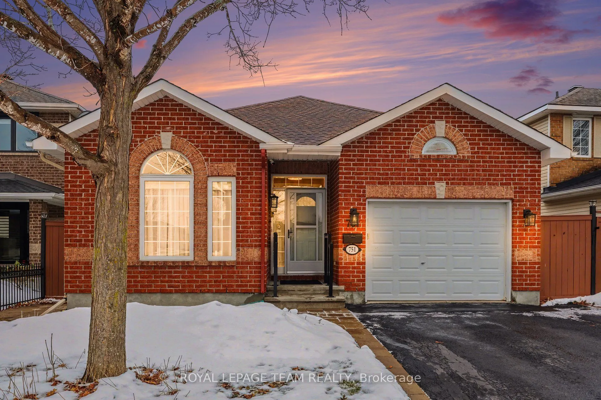 Detached Home For Sale | X12930136