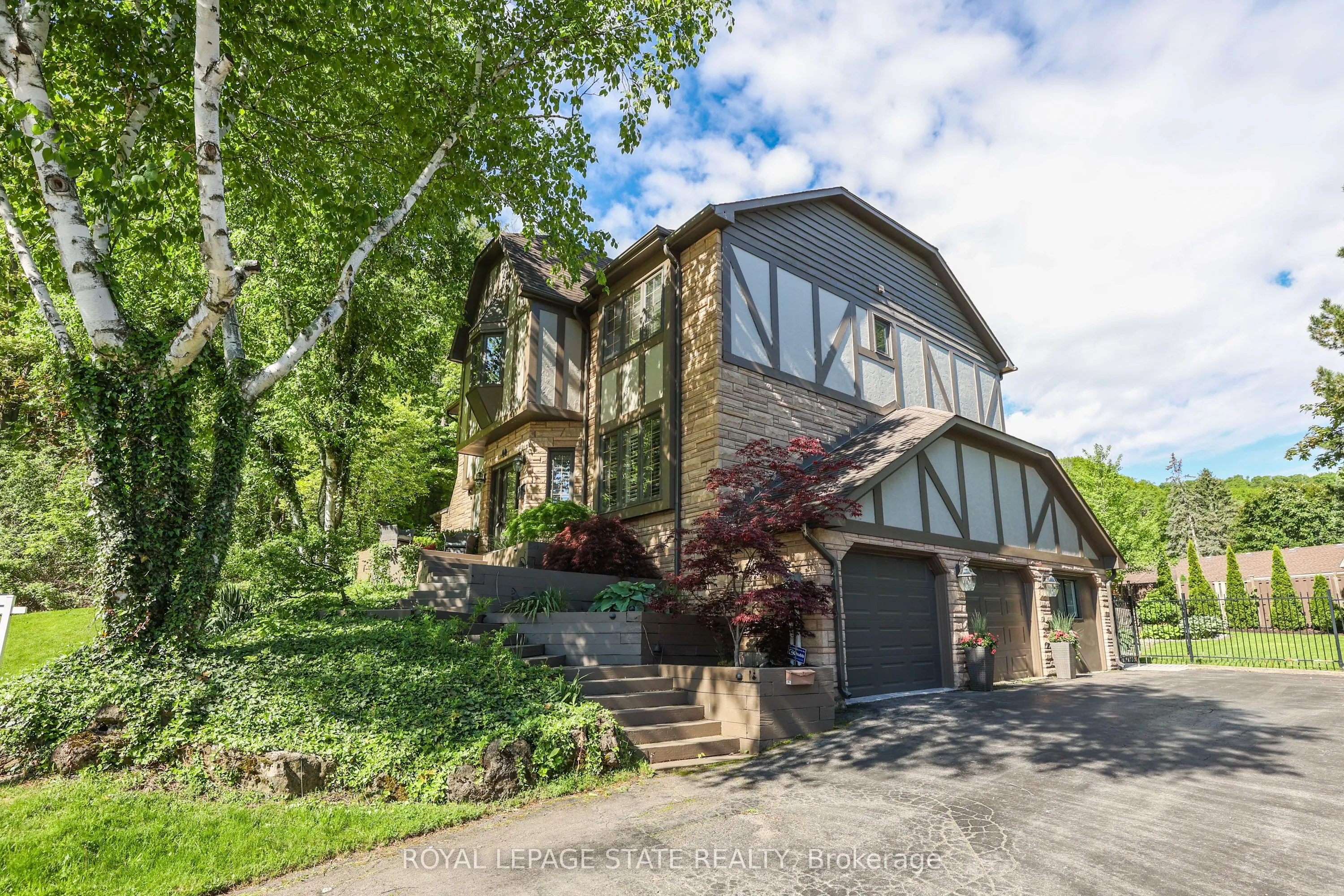Detached Home For Sale | X12938638
