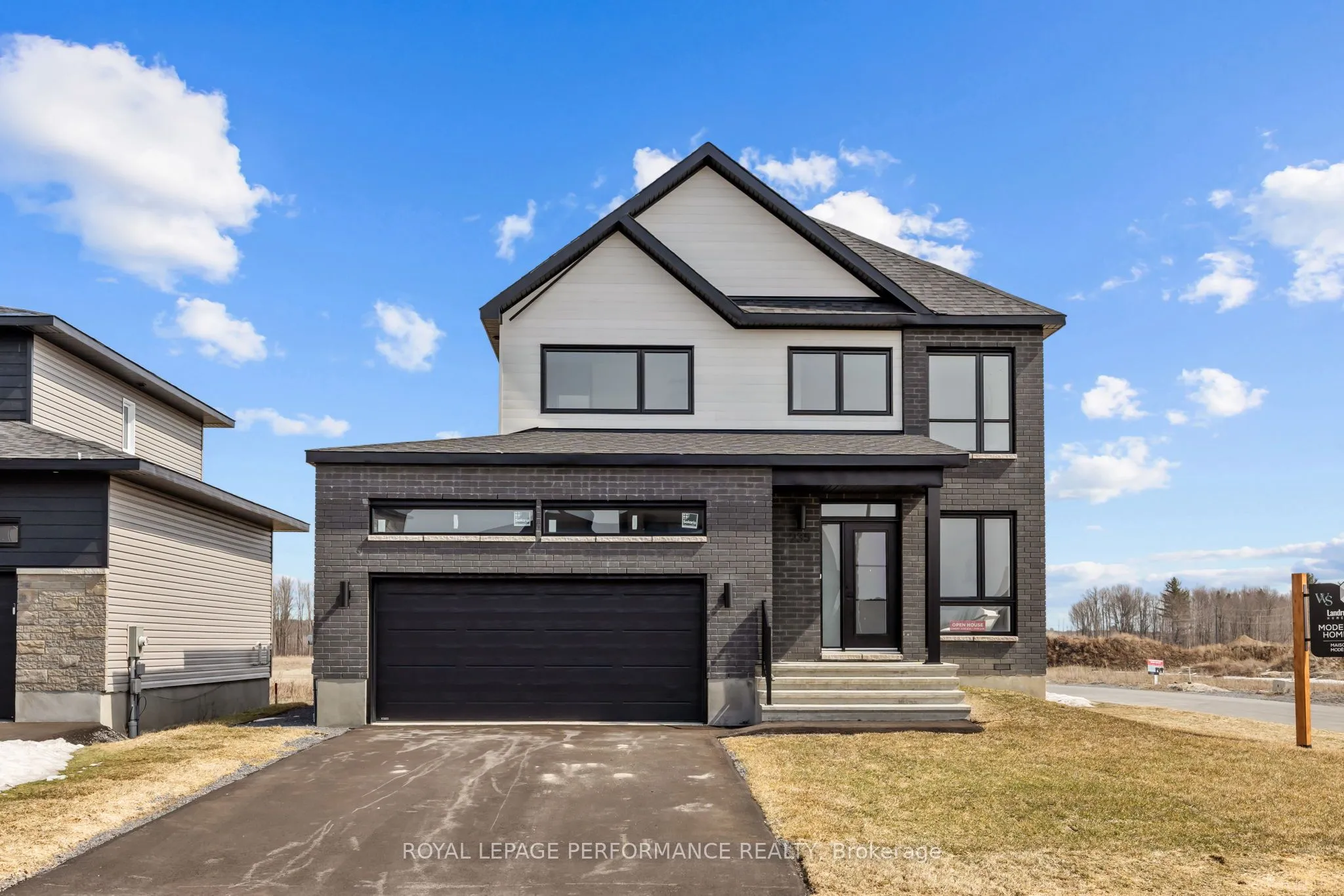 Detached Home For Sale | X12940734