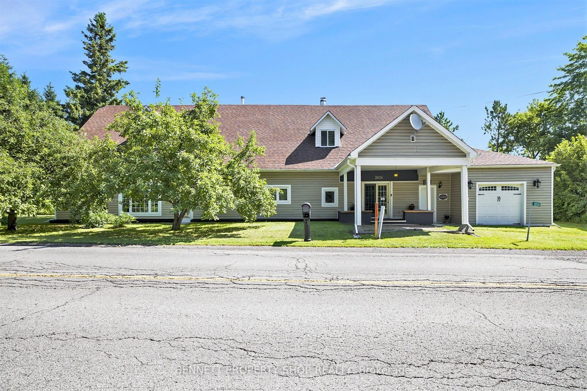 Detached Home For Sale | X12940902