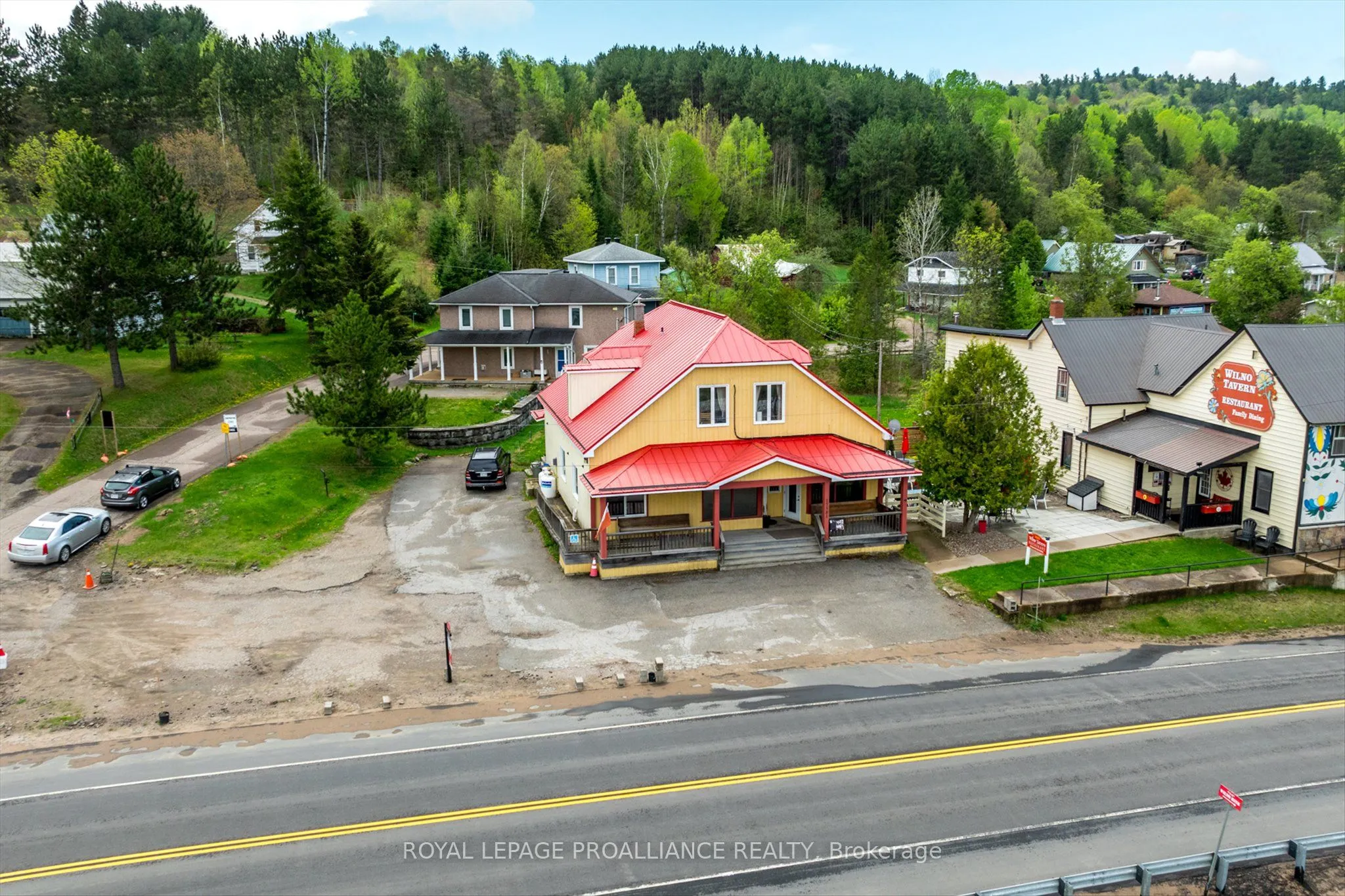 Duplex For Sale | X12940992