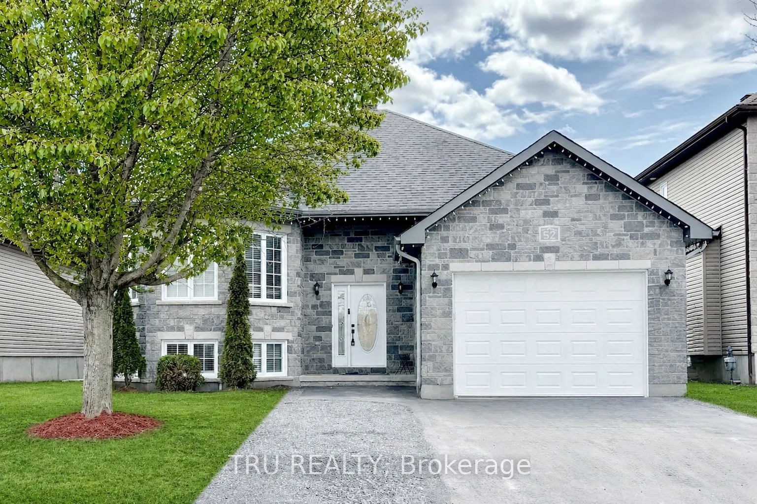 Detached Home For Sale | X12941572
