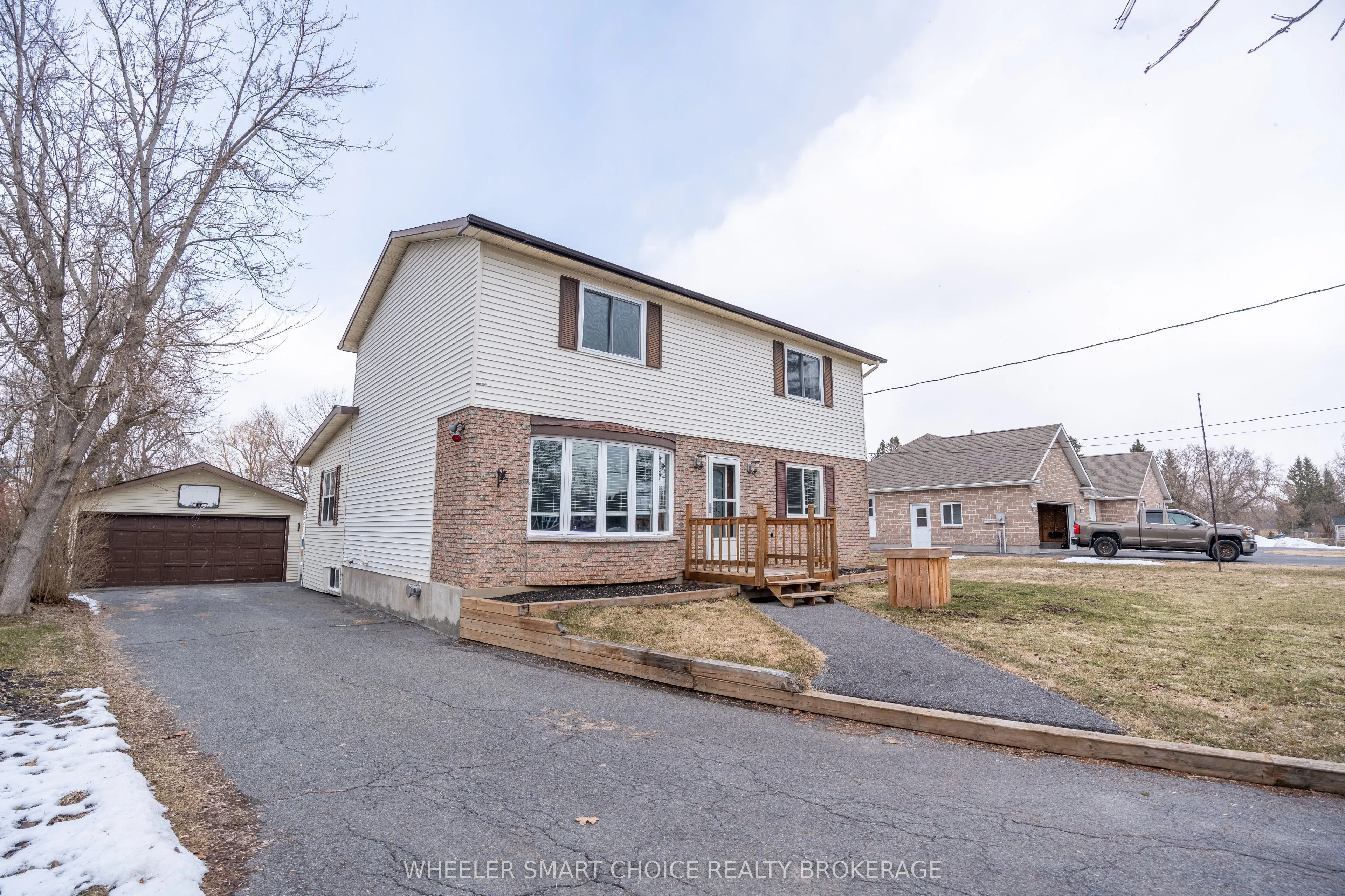 Detached Home For Sale | X12944674
