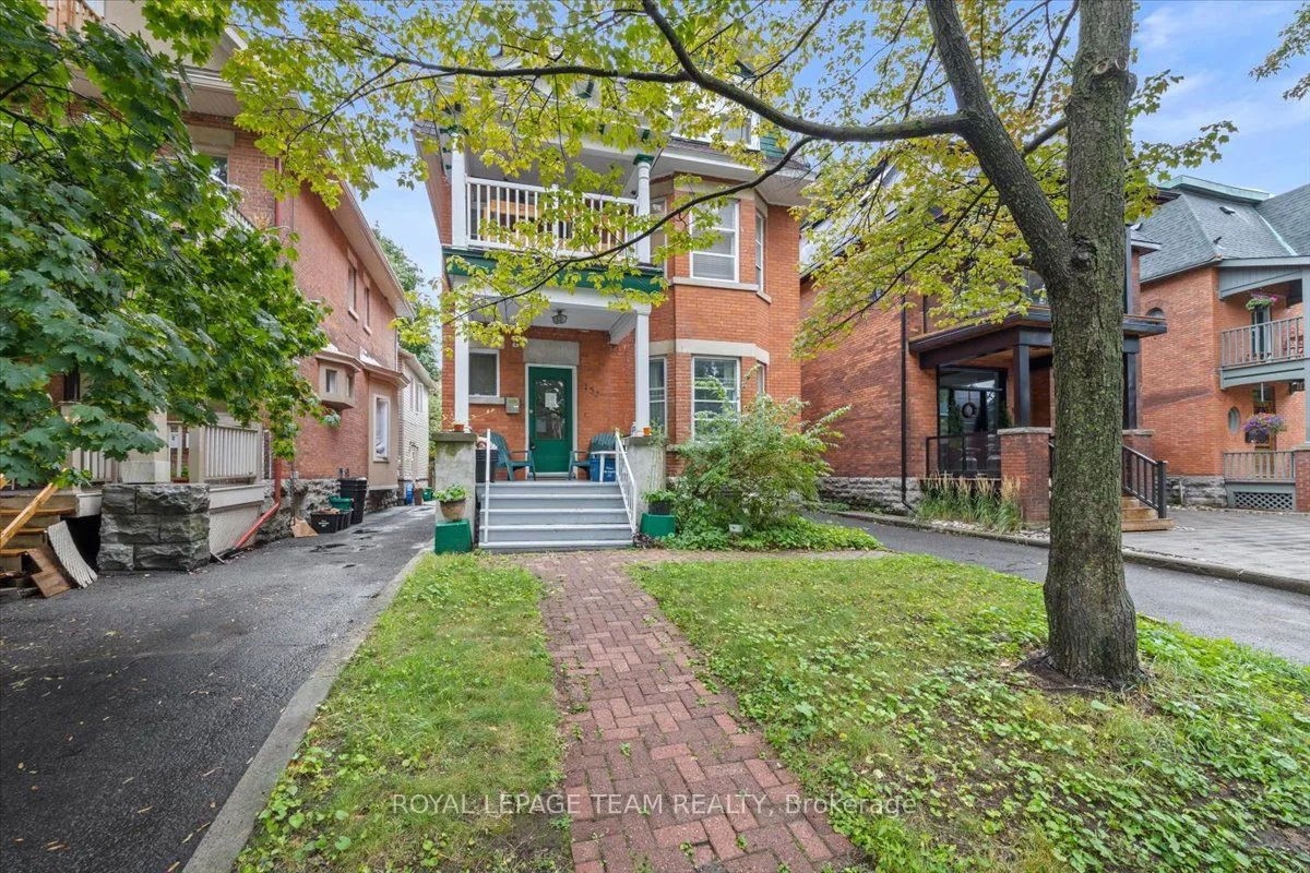 Property For Sale | X12945650