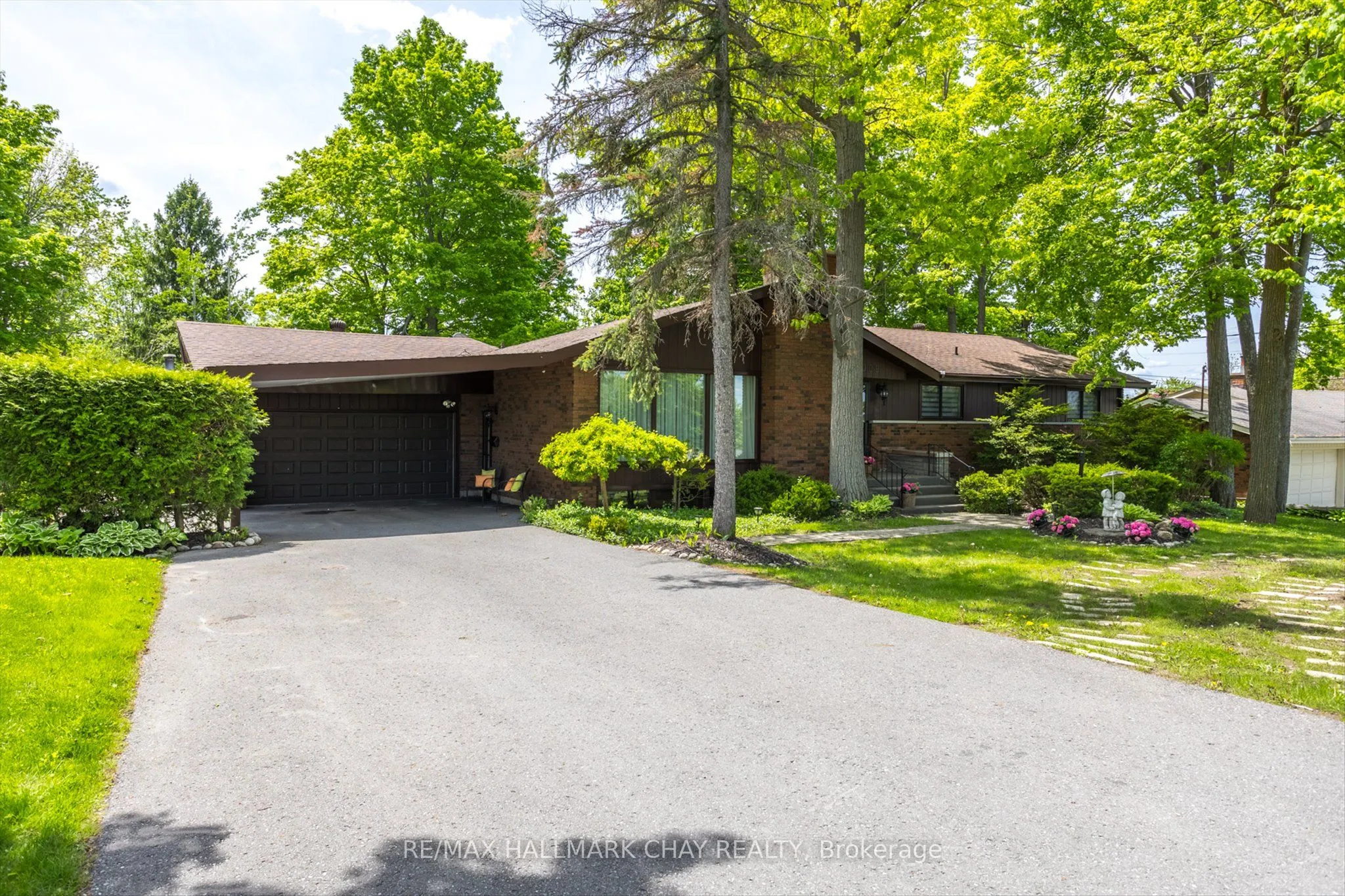 Detached Home For Sale | X12947188