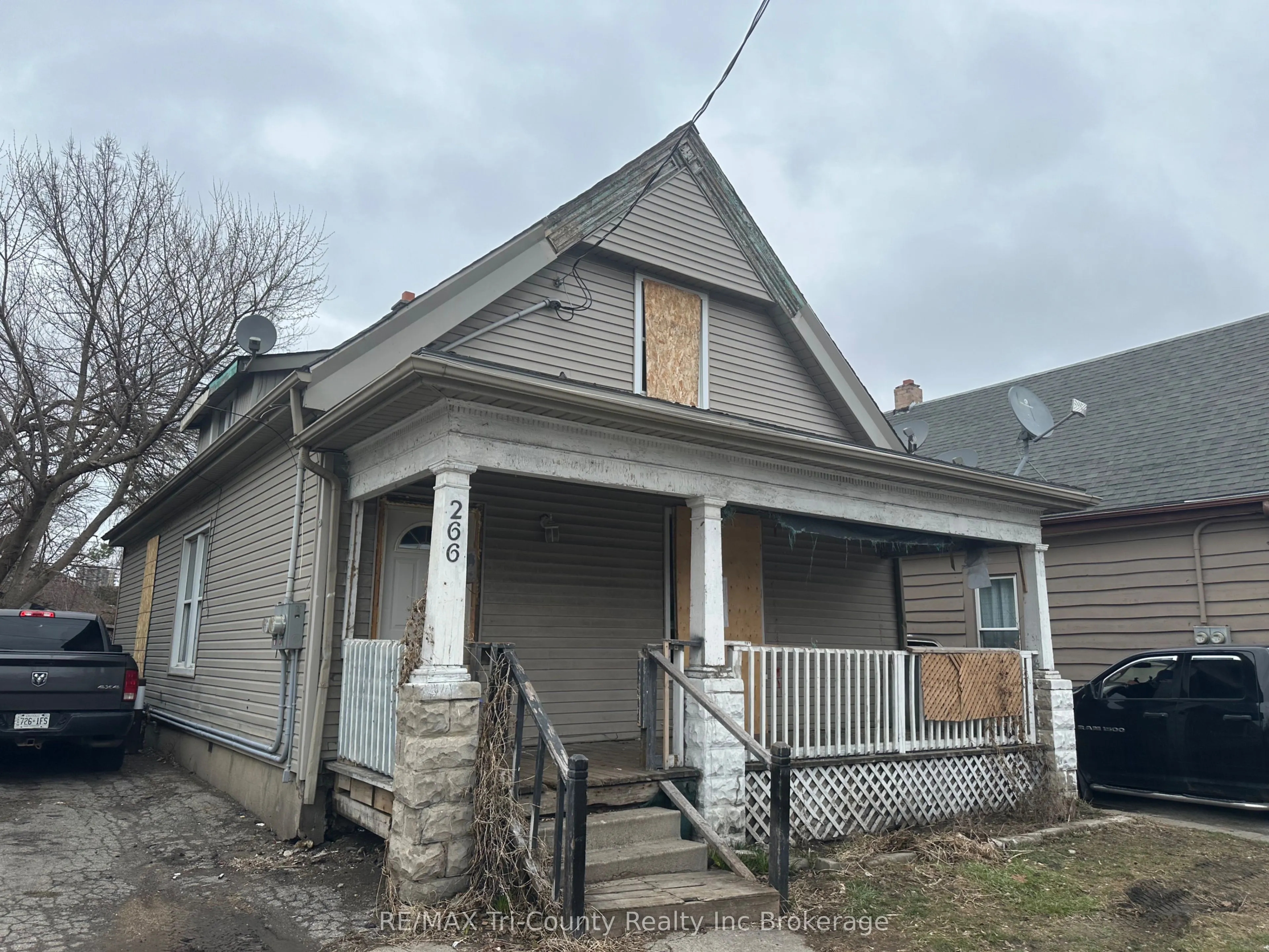 Duplex For Sale | X12949018
