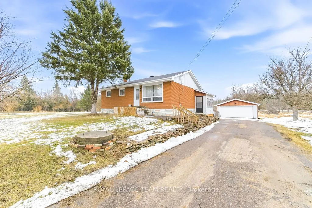 Detached Home For Sale | X12949784