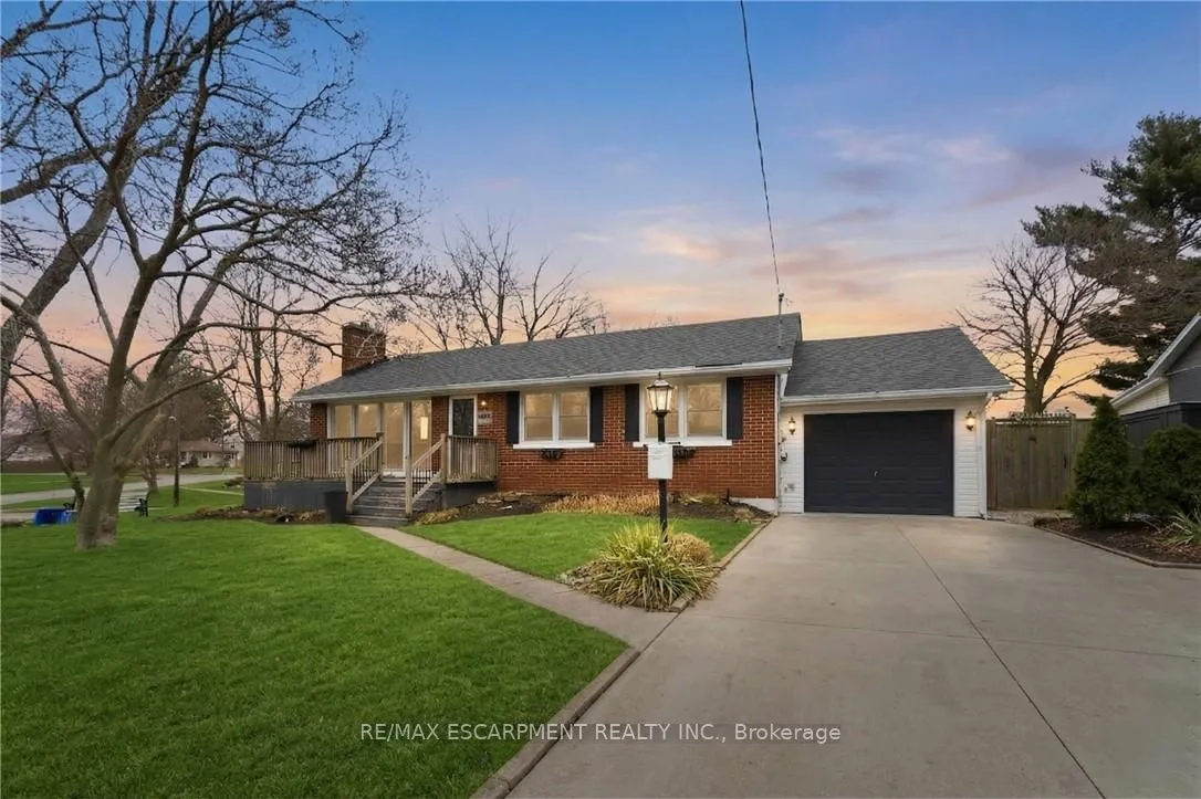 Detached Home For Sale | X12954438