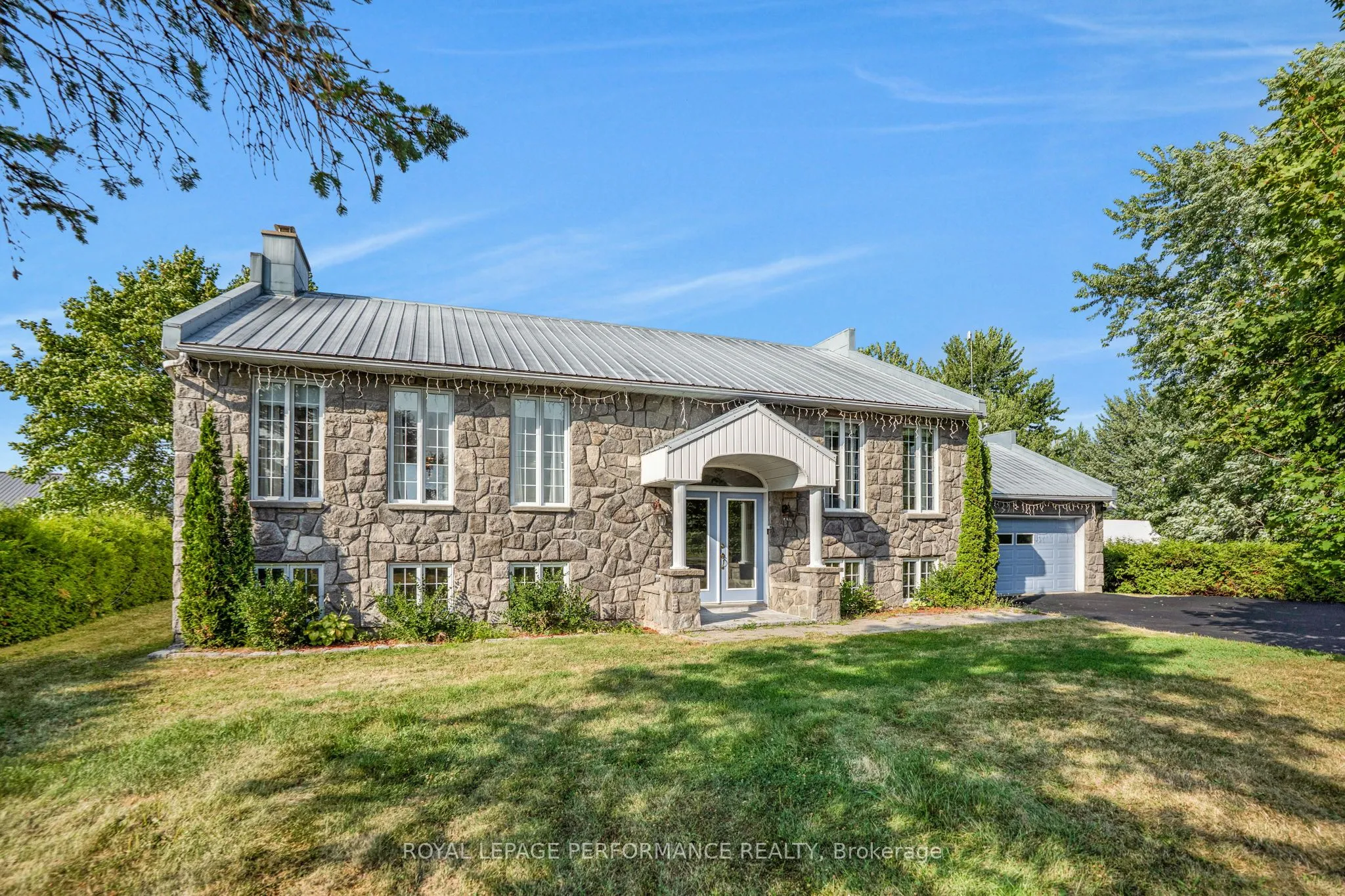 Detached Home For Sale | X12954974