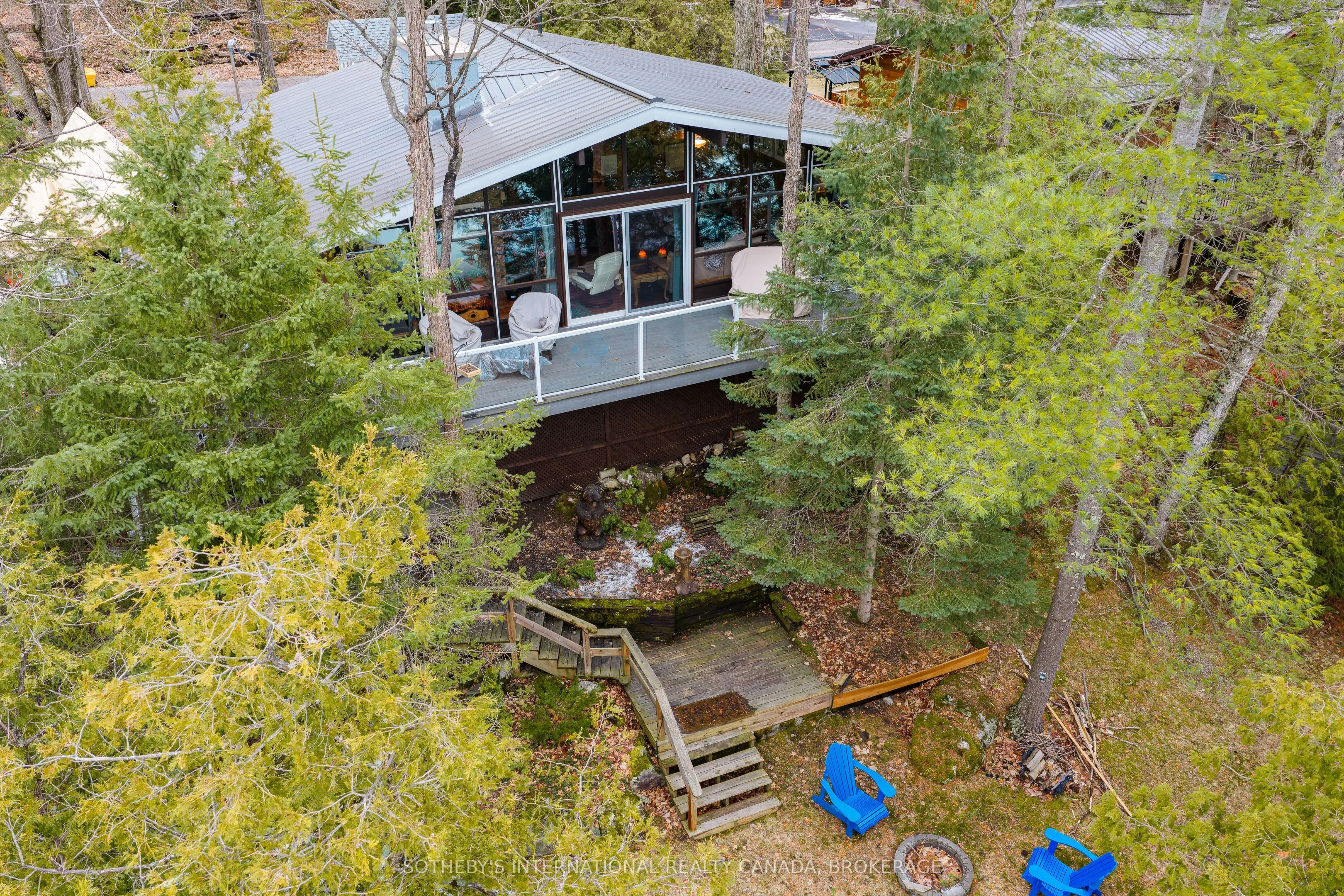 Detached Home For Sale | X12959060