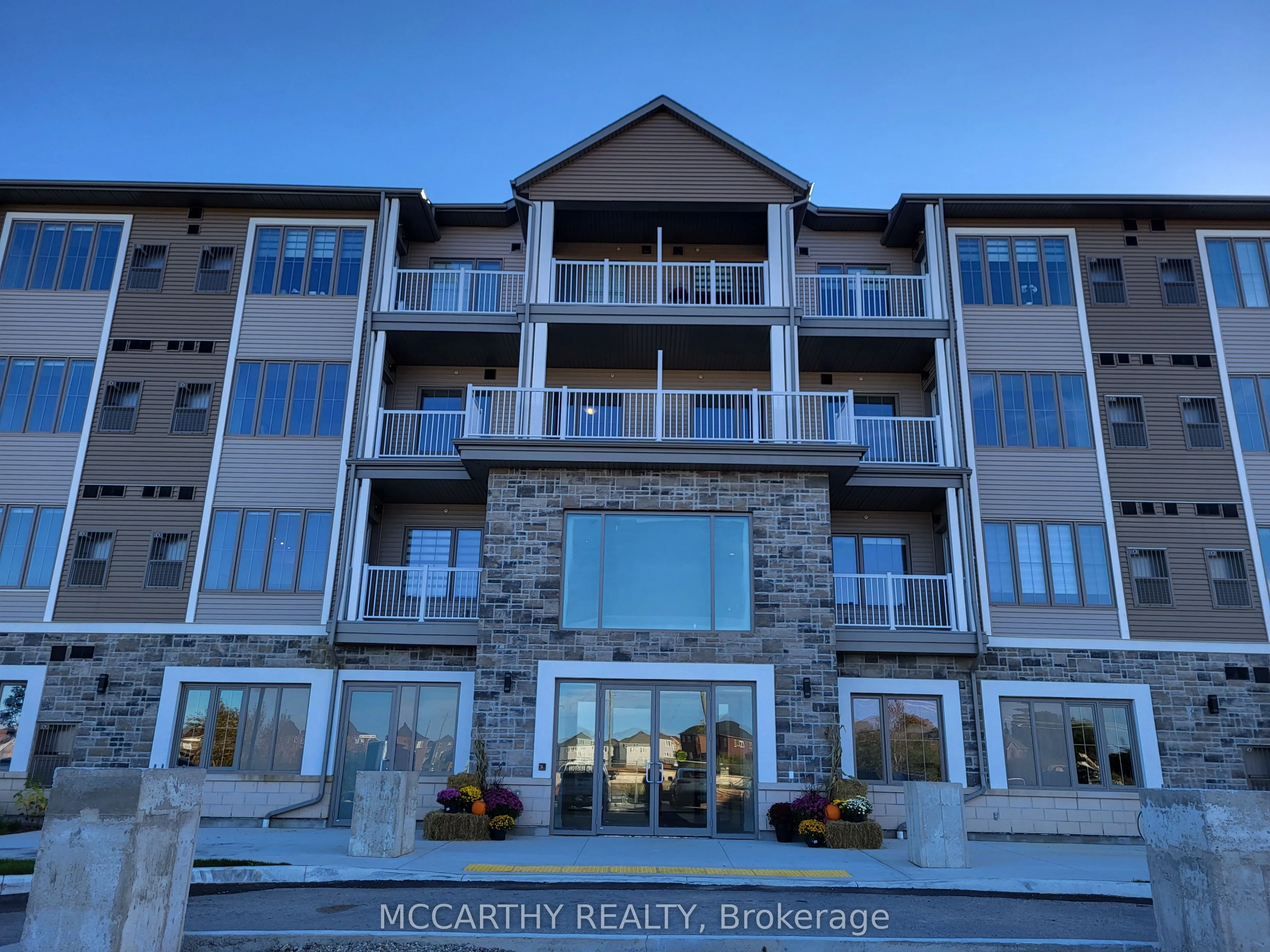 Property For Lease | X12960520