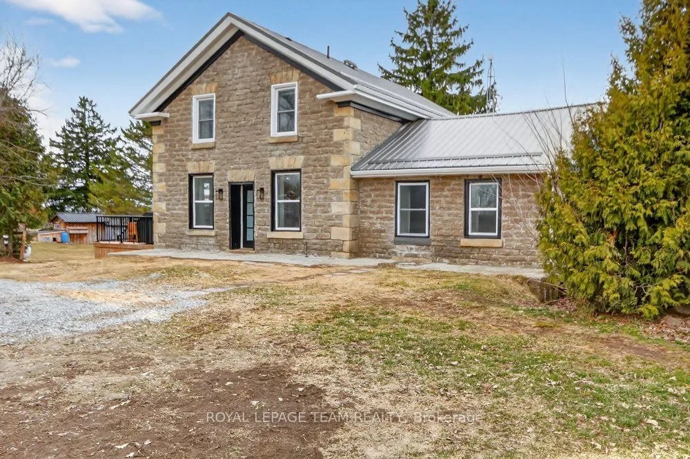 Detached Home For Sale | X12960972