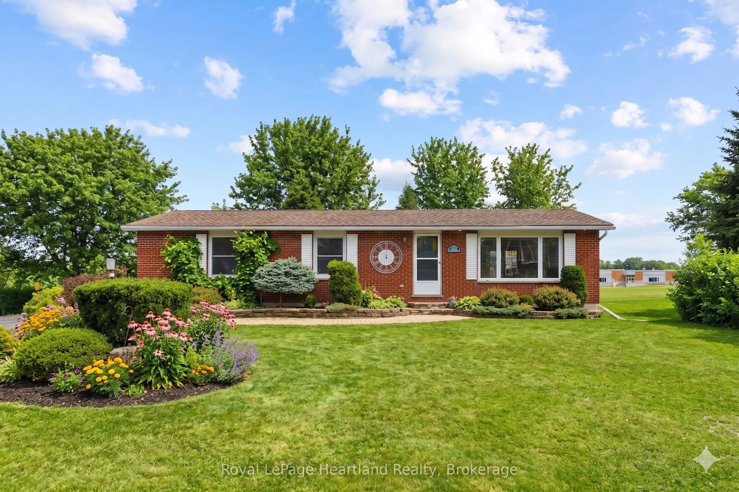 Detached Home For Sale | X12961034