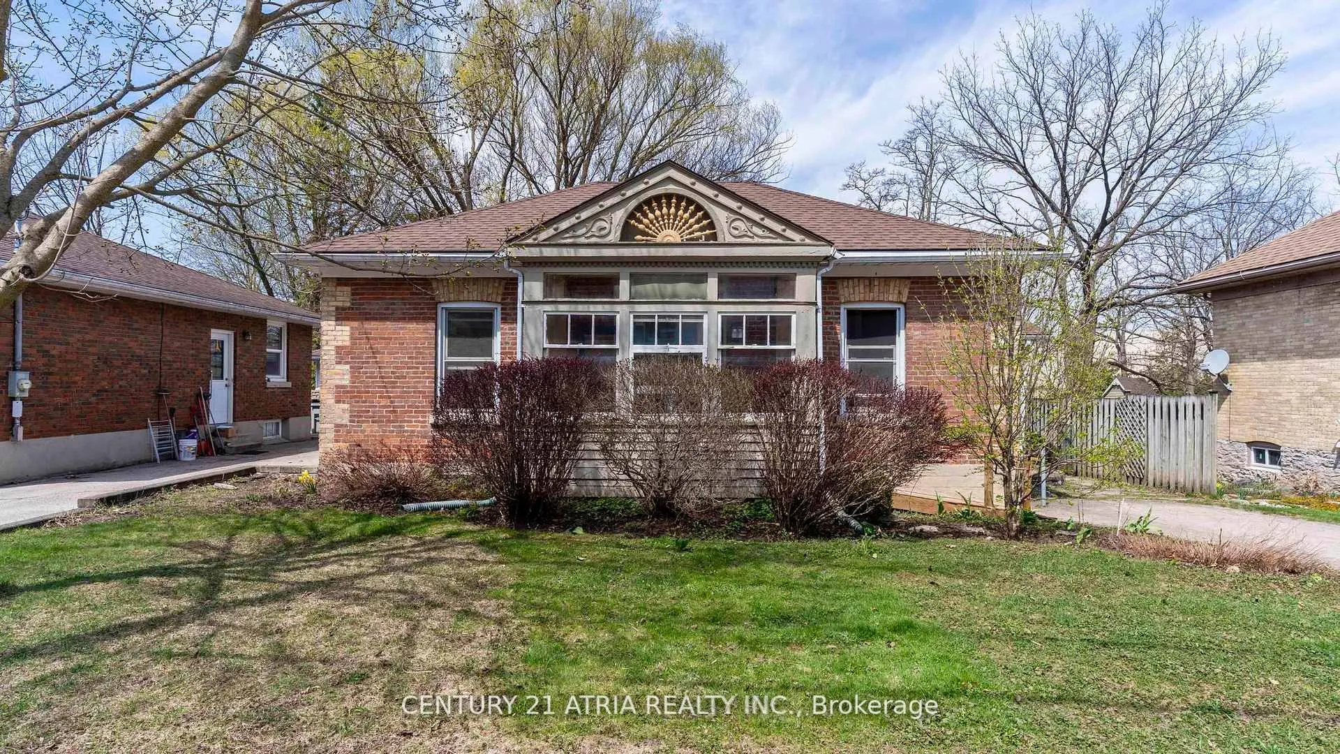 Detached Home For Sale | X12961198
