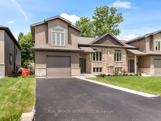 44  Topham  Boulevard, Welland, ON L3C 3G2