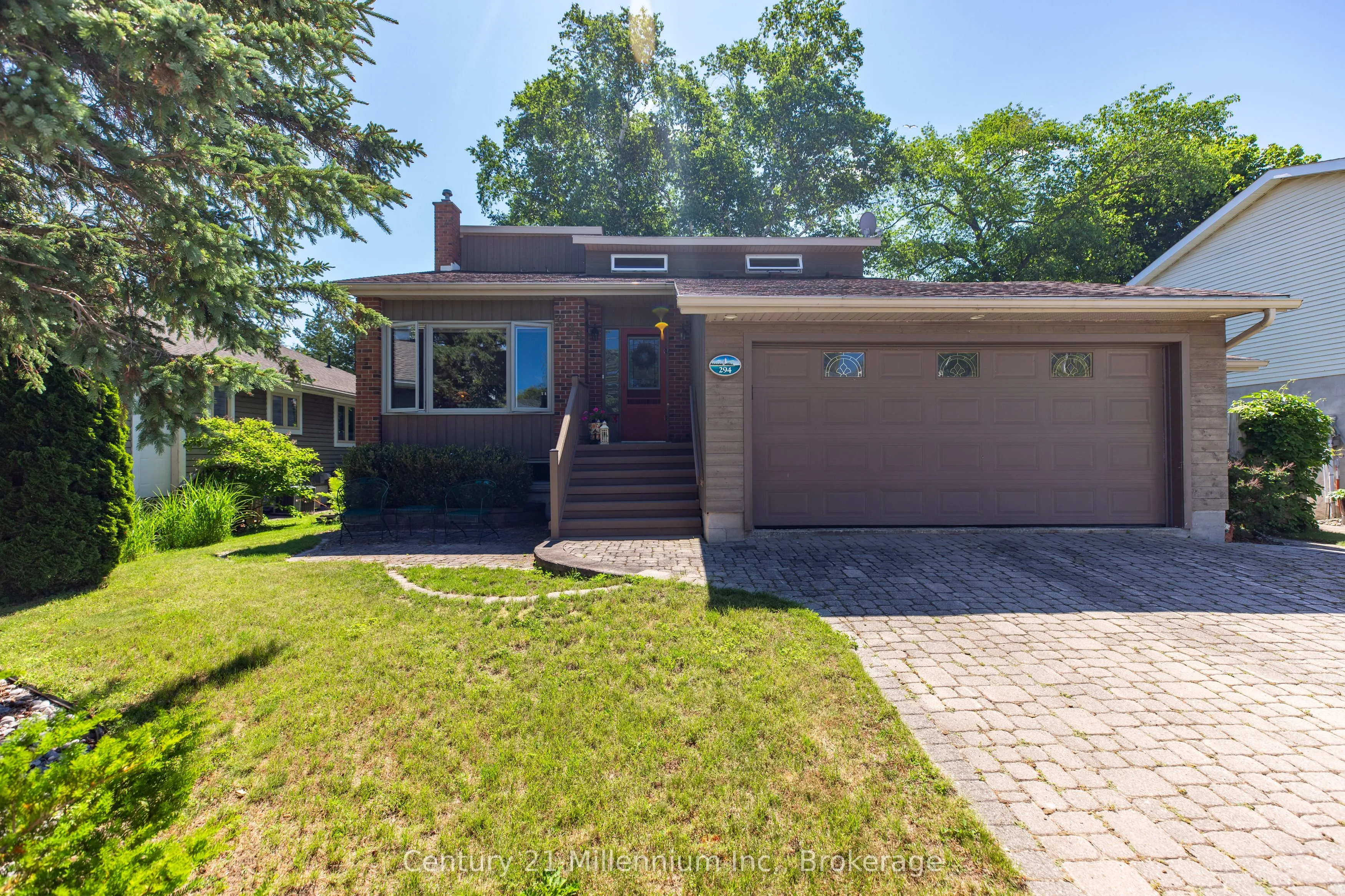 Detached Home For Sale | X12961550