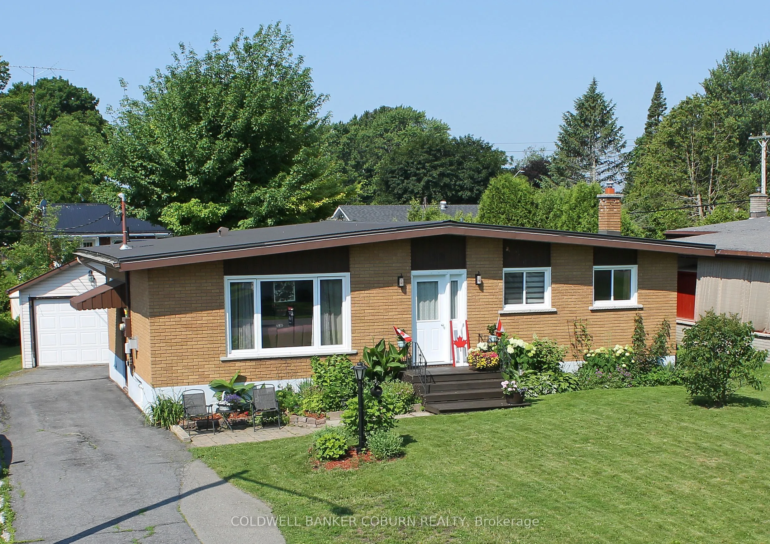 Detached Home For Sale | X12964212