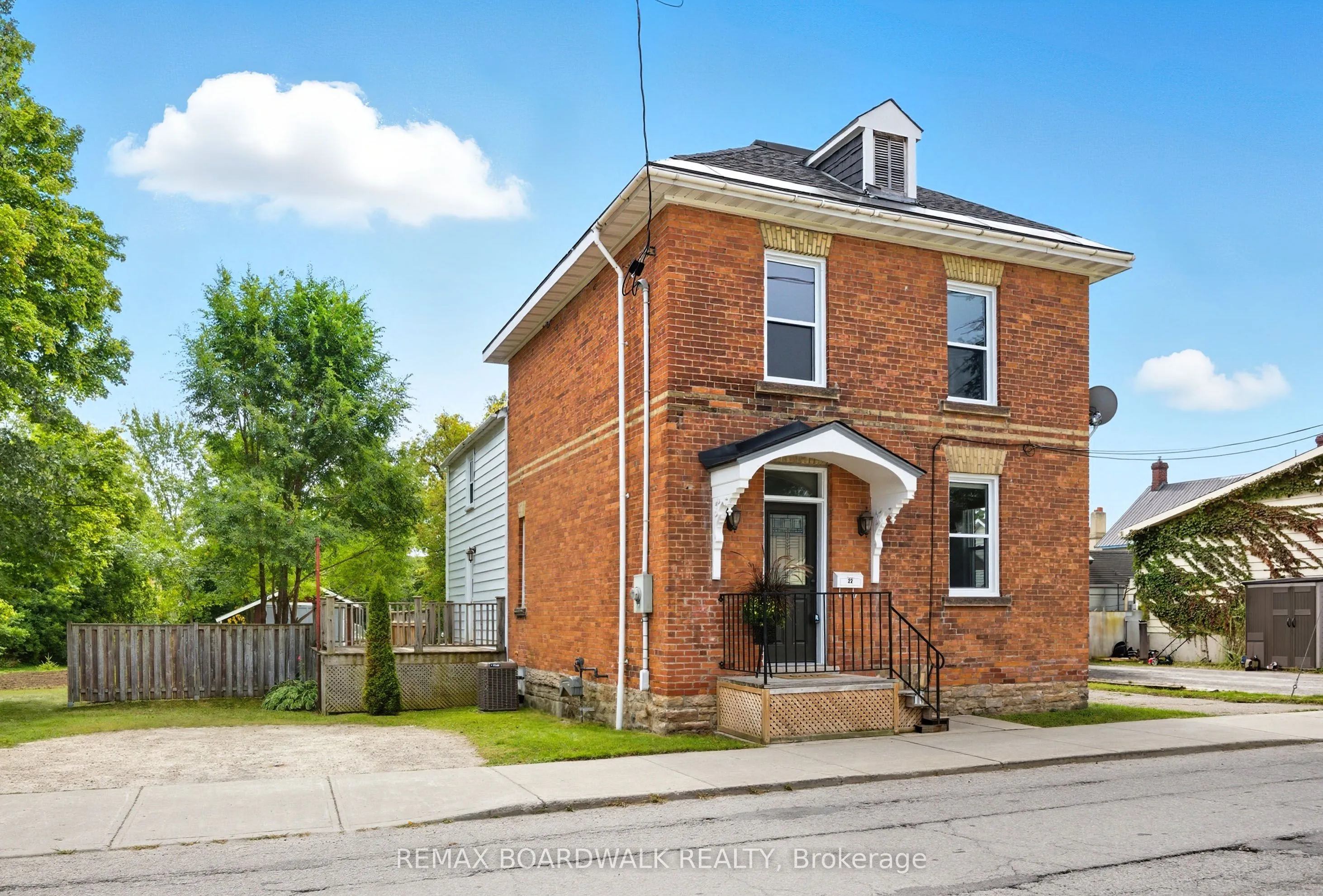 Detached Home For Sale | X12964922