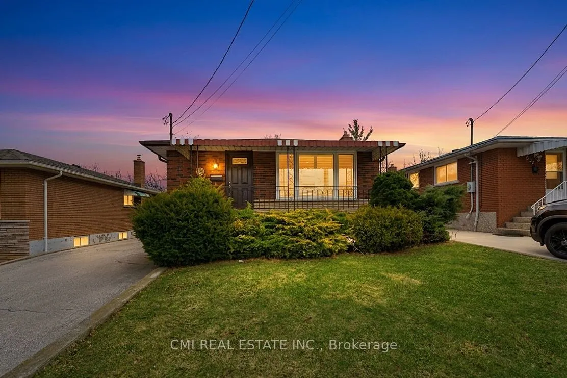 Detached Home For Sale | X12965440