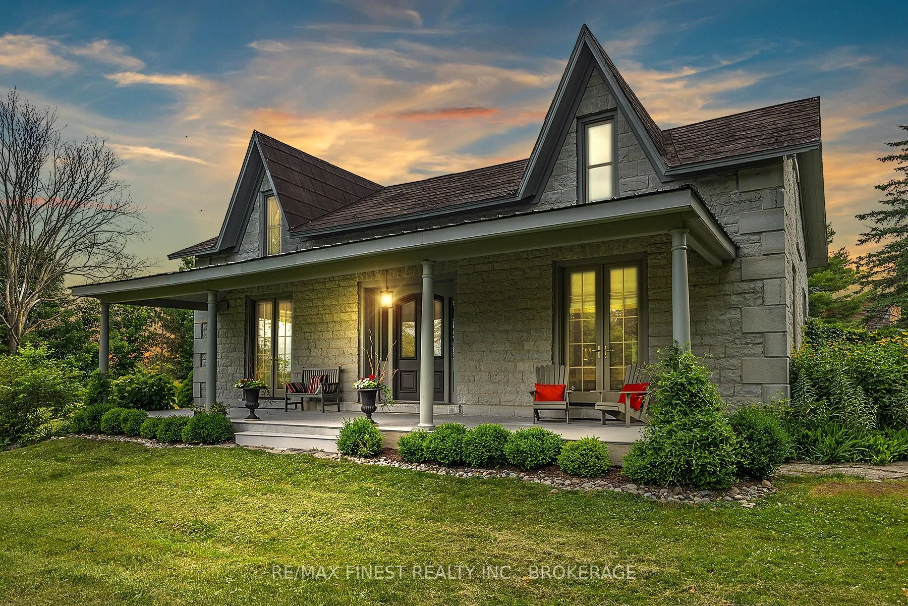 Detached Home For Sale | X12967200