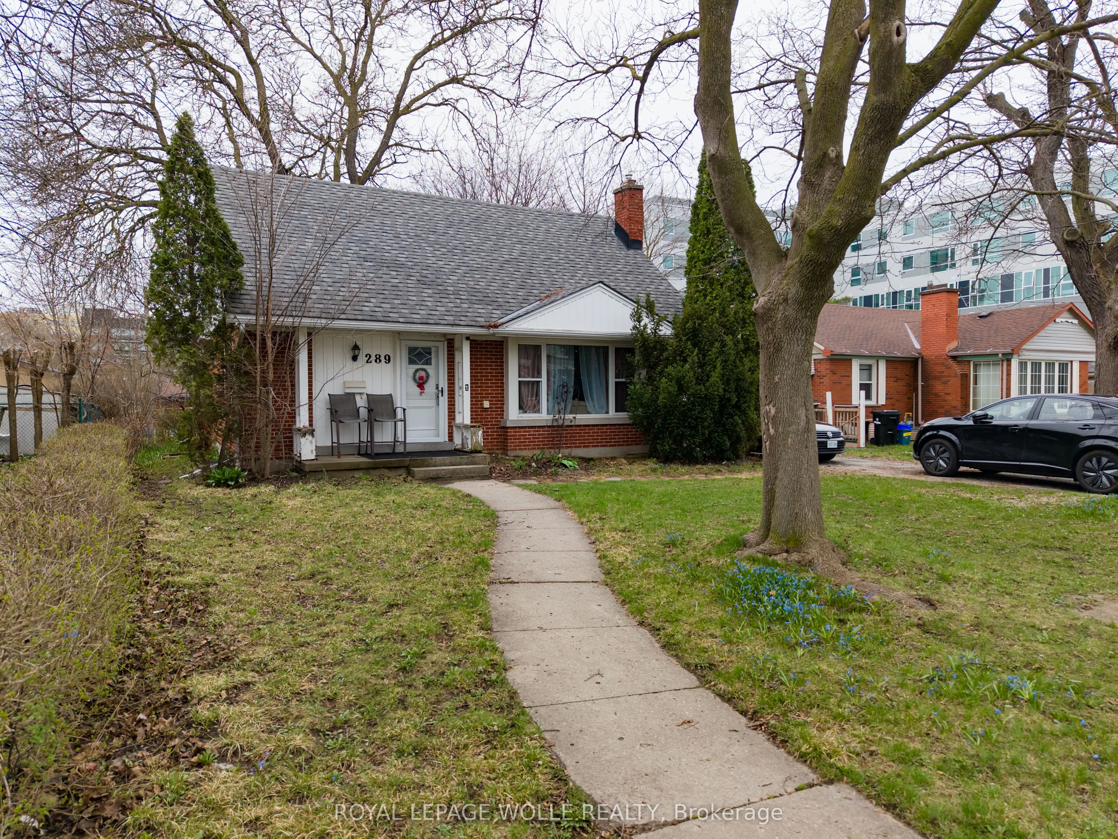 Duplex For Sale | X12967362