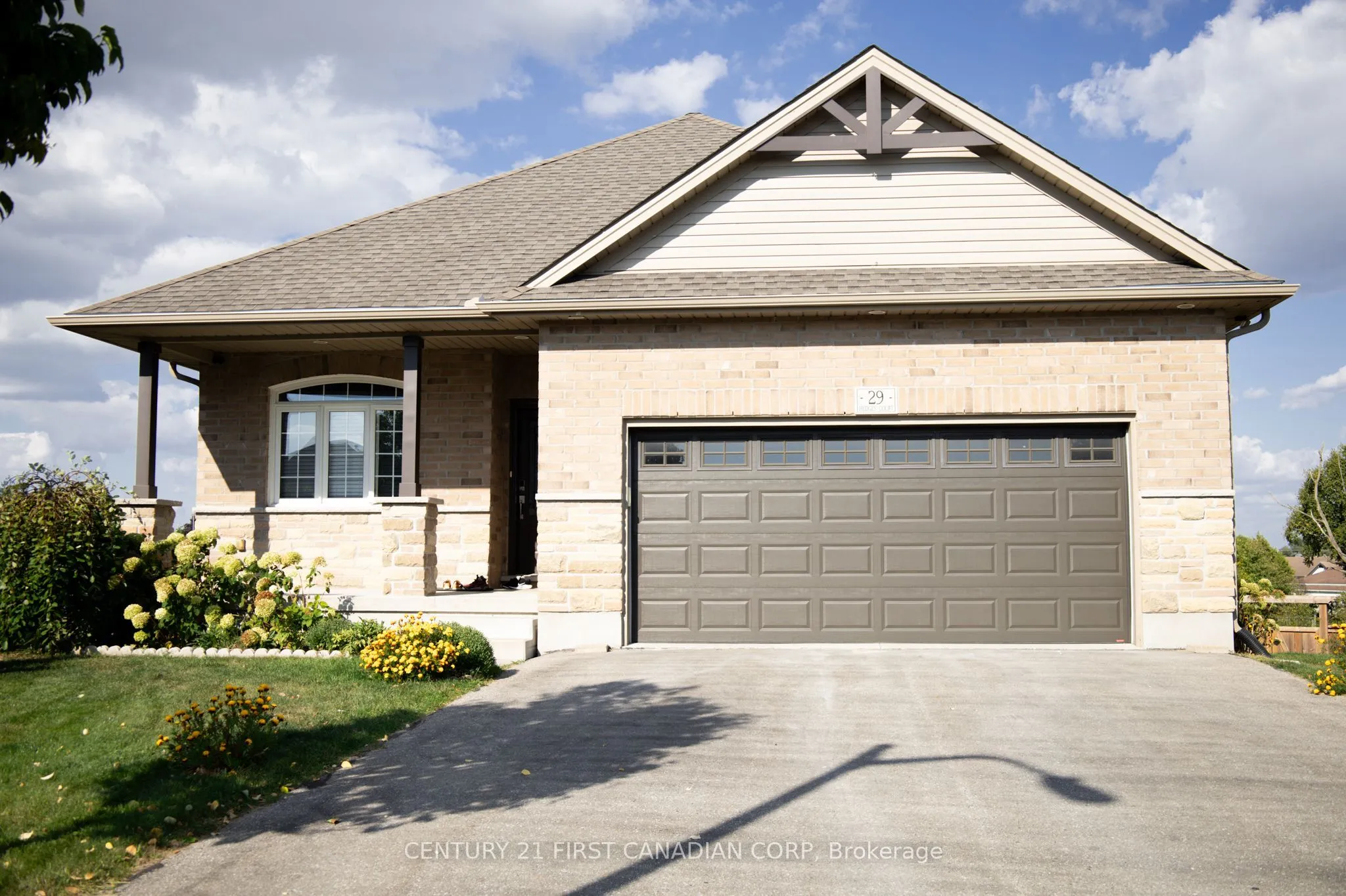 Detached Home For Sale | X12969304