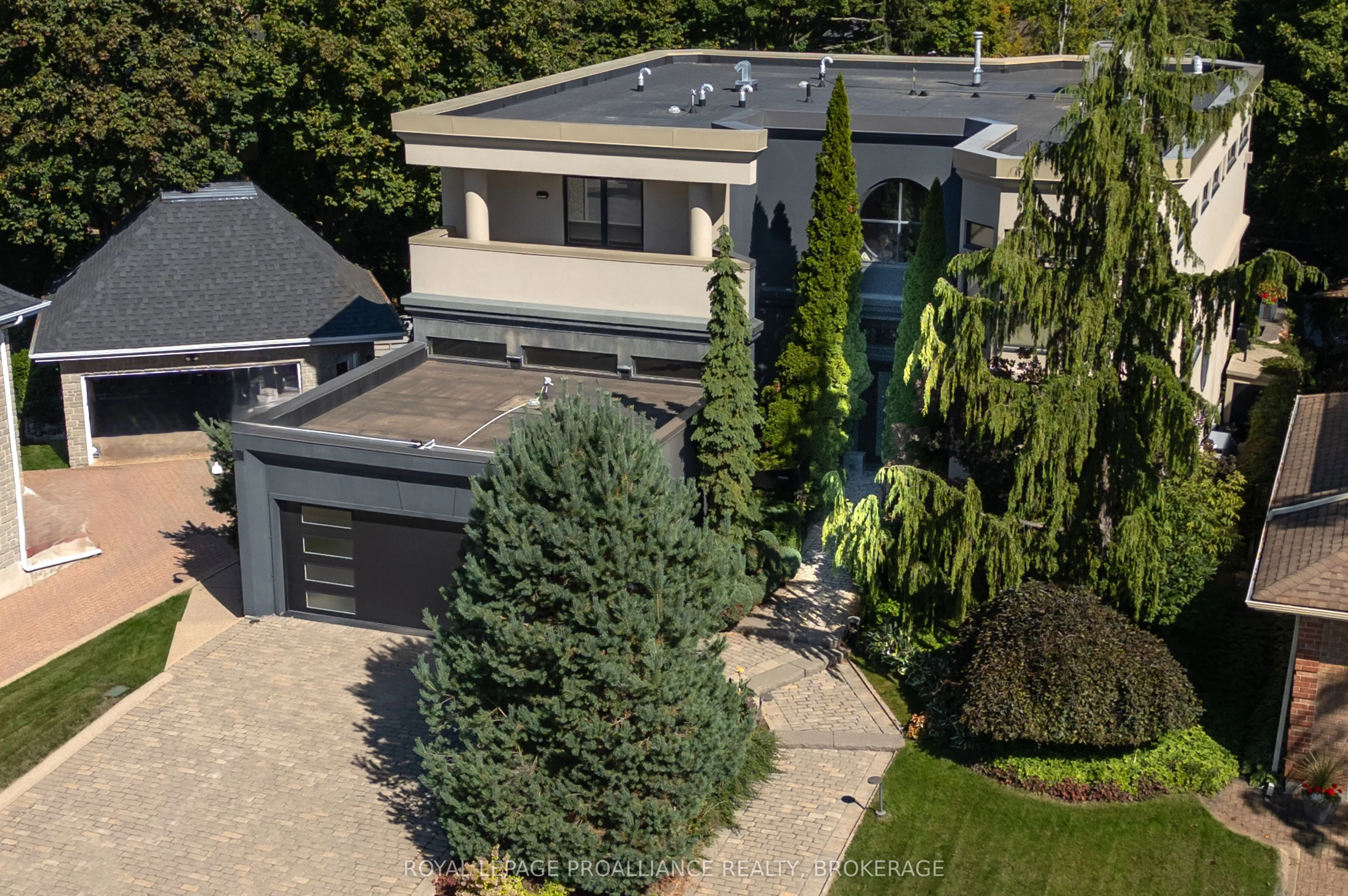 Detached Home For Sale | X12970122