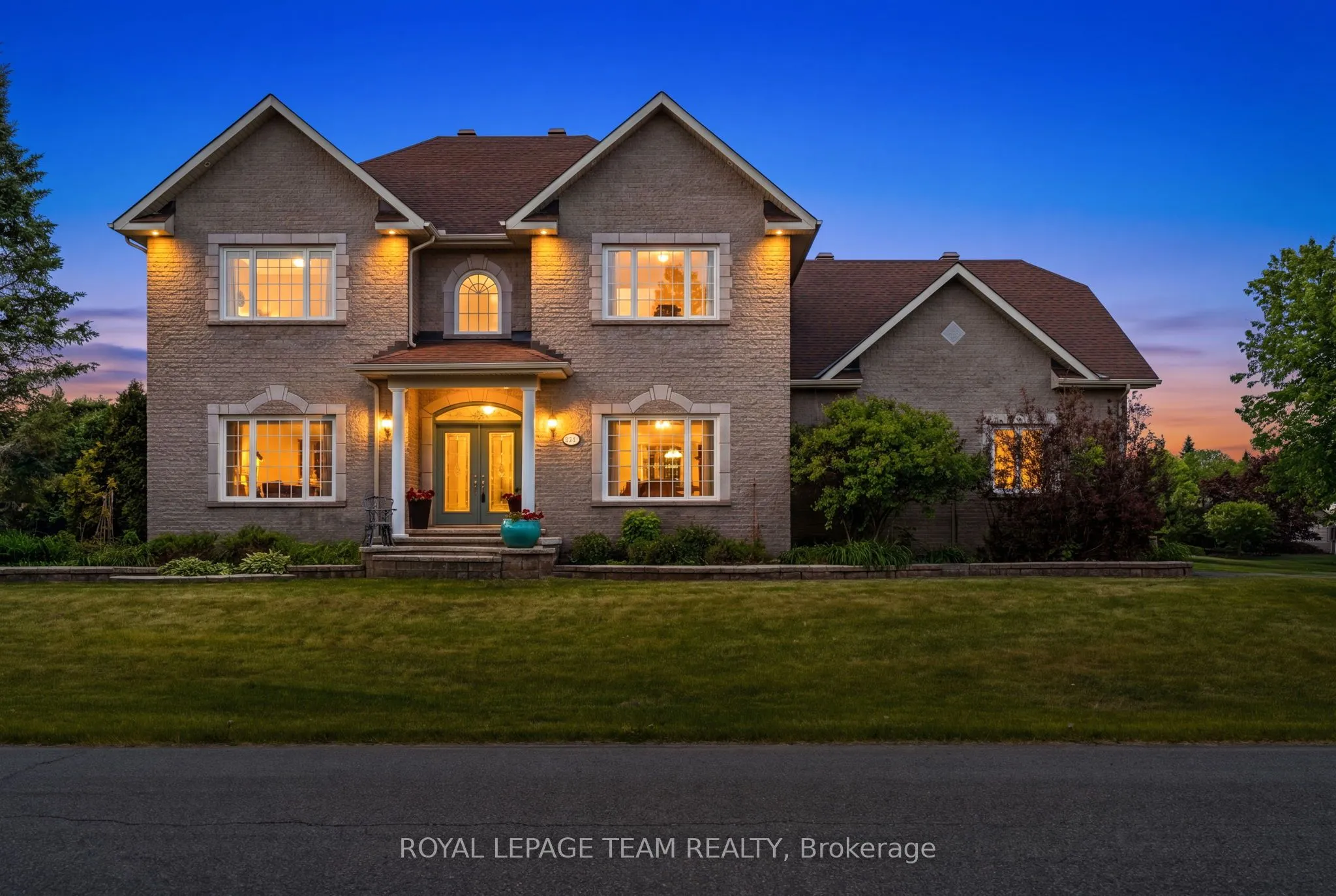 Detached Home For Sale | X12971108