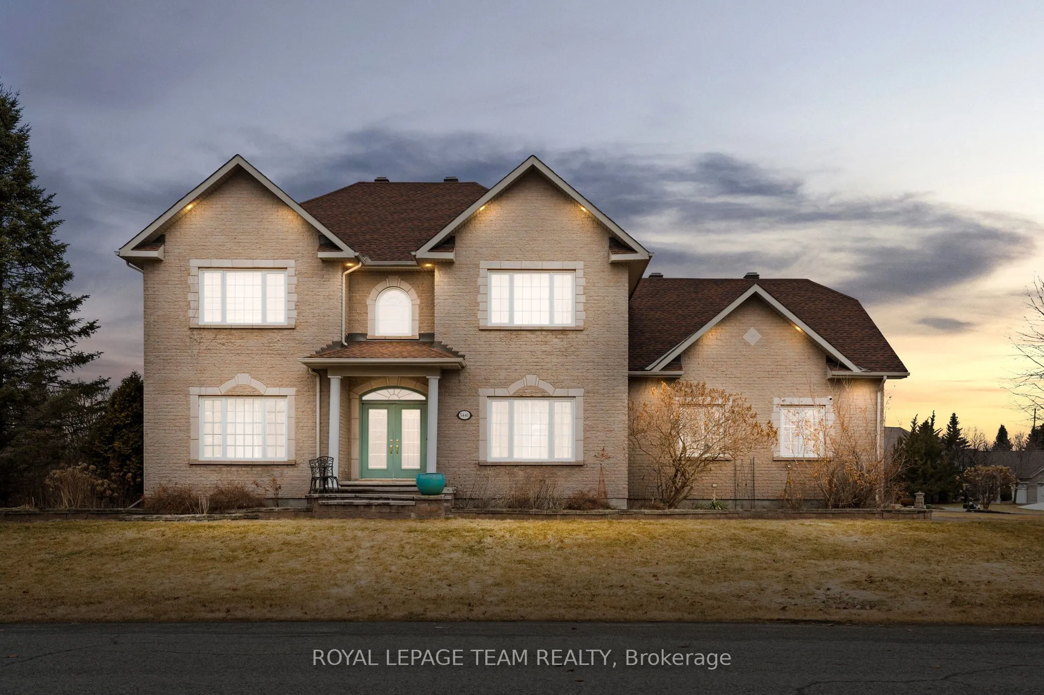 Detached Home For Sale | X12971108