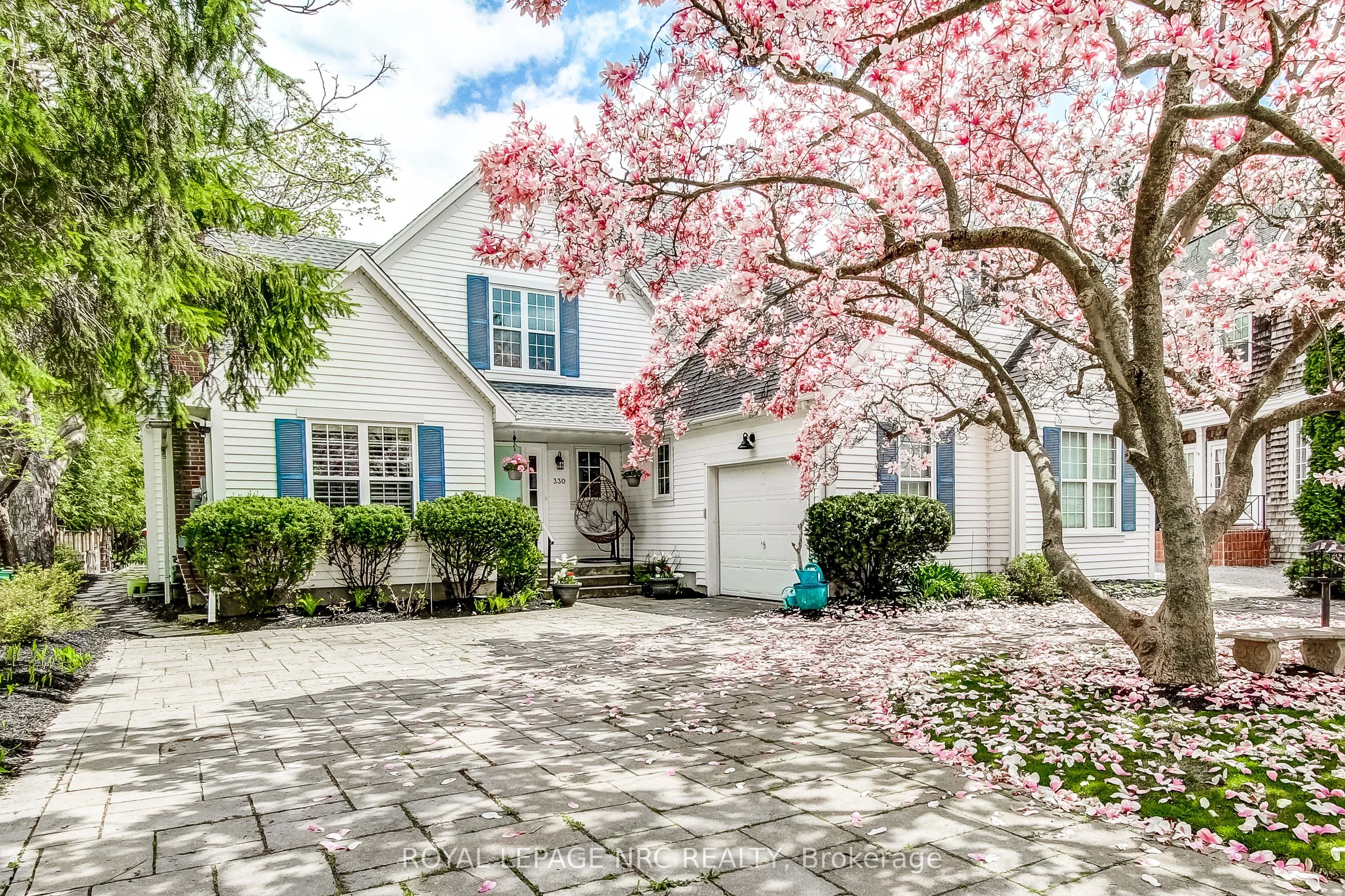 Detached Home For Sale | X12972490