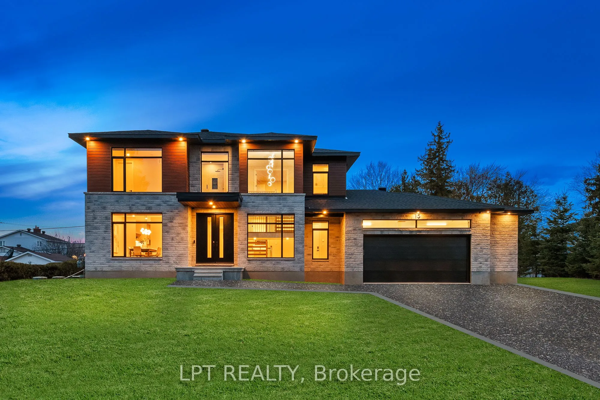 Detached Home For Sale | X12979786
